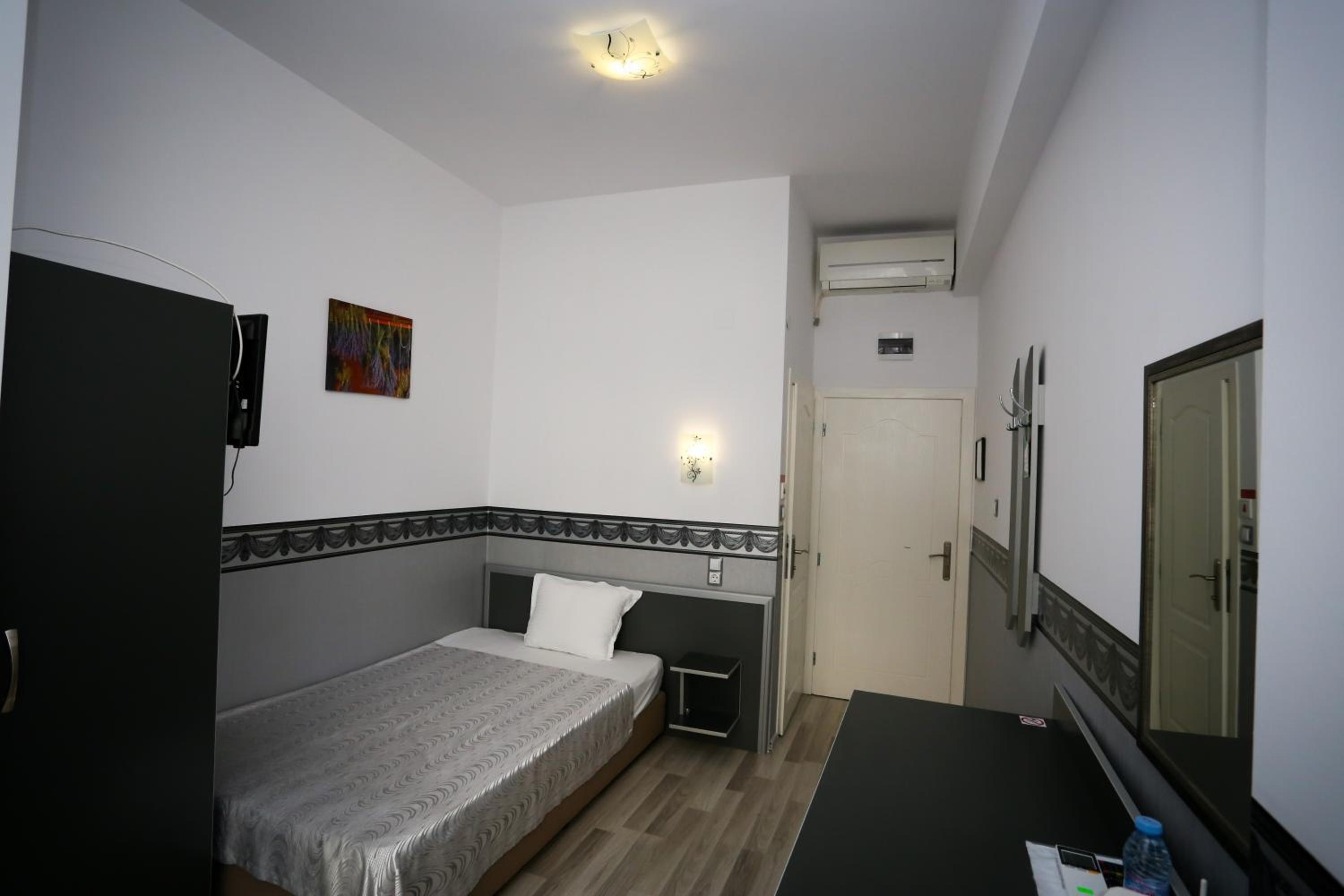 Standard Single Room photo 3
