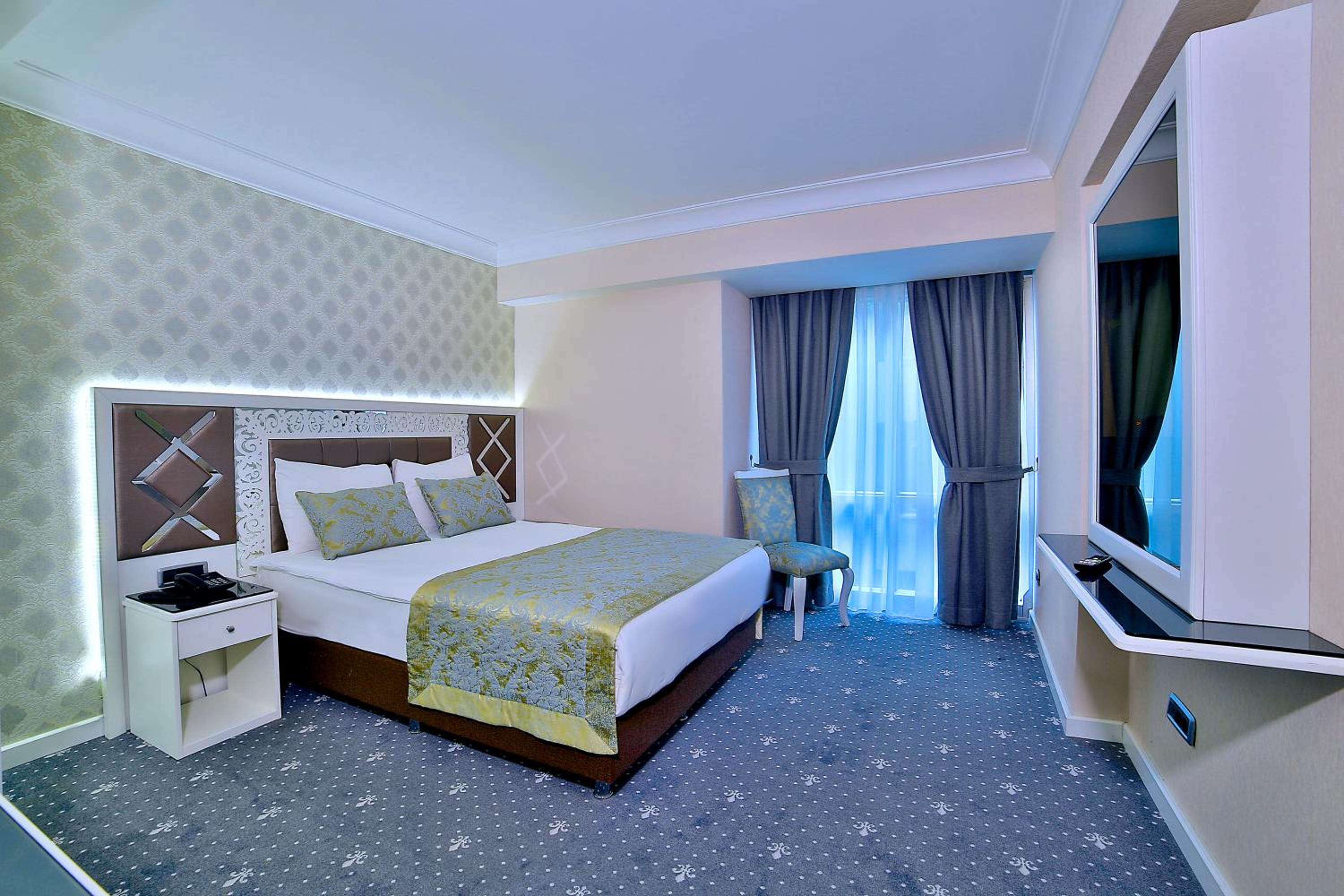 Double or Twin Room photo 1