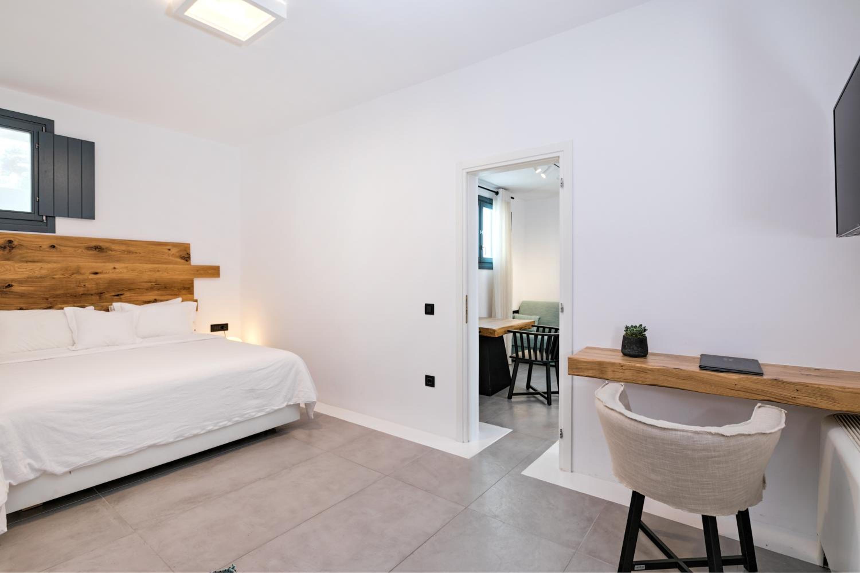 Chambre Standard avec Patio (Demi Sous-Sol)