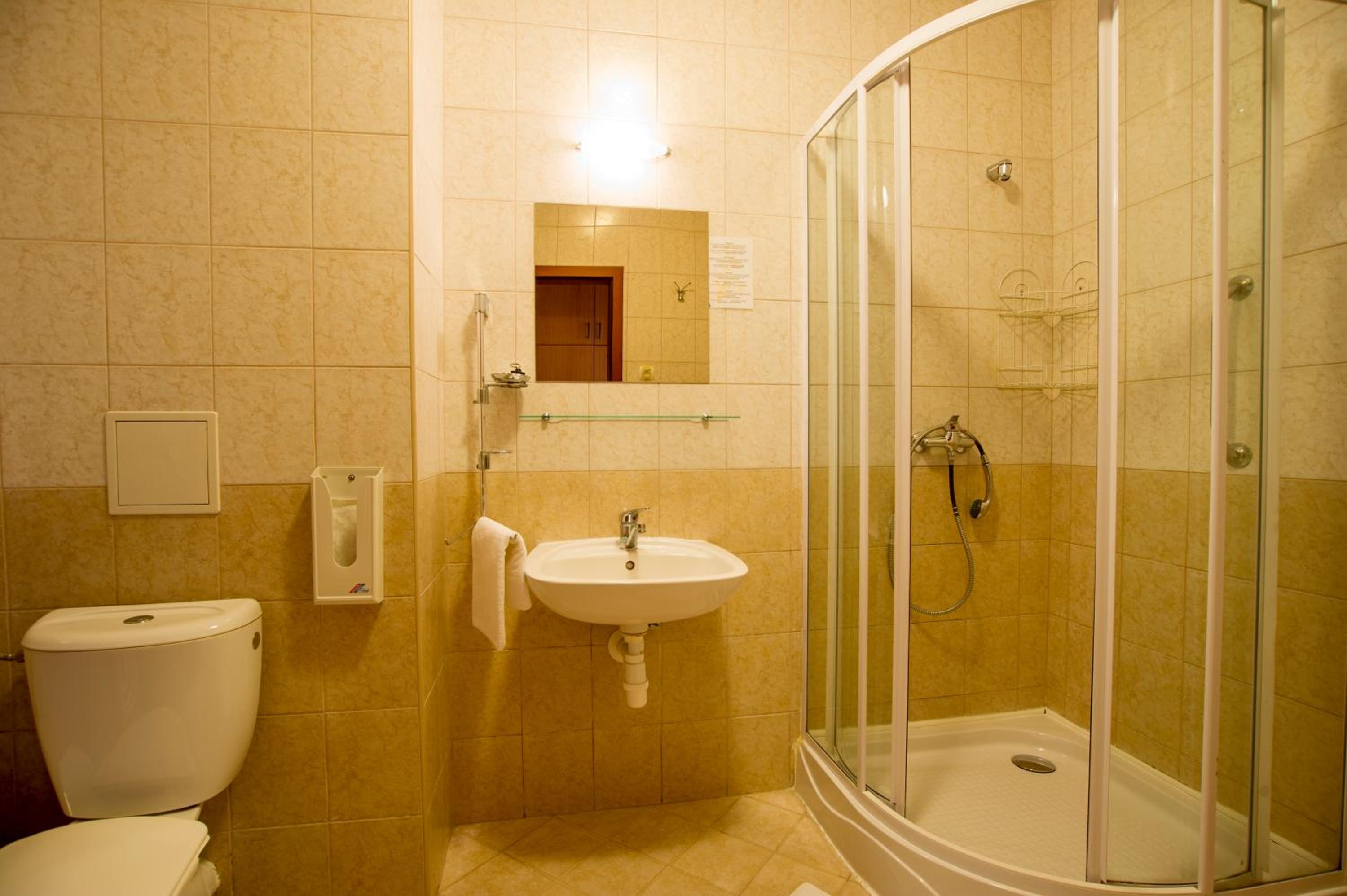 Quadruple Room with Balcony photo 1