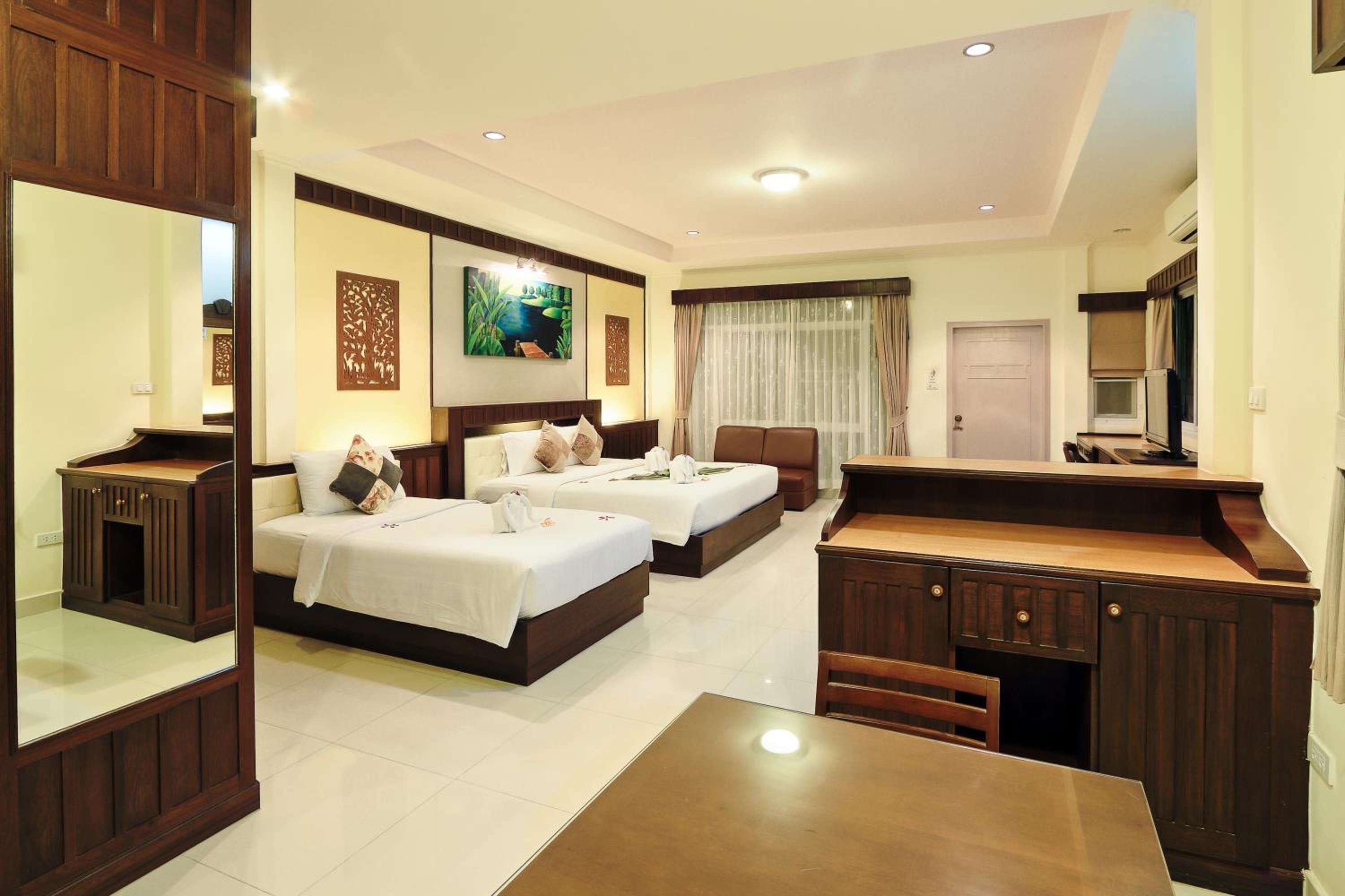 Triple Room photo 2