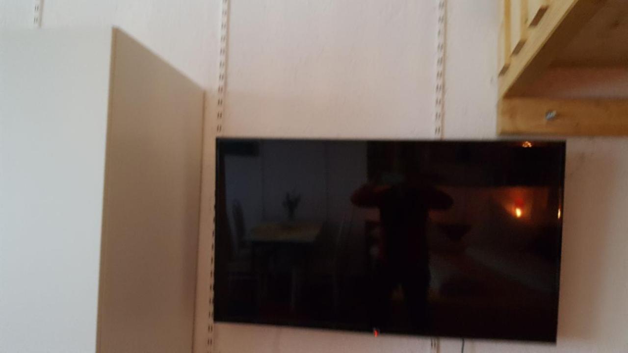 Apartment photo 2
