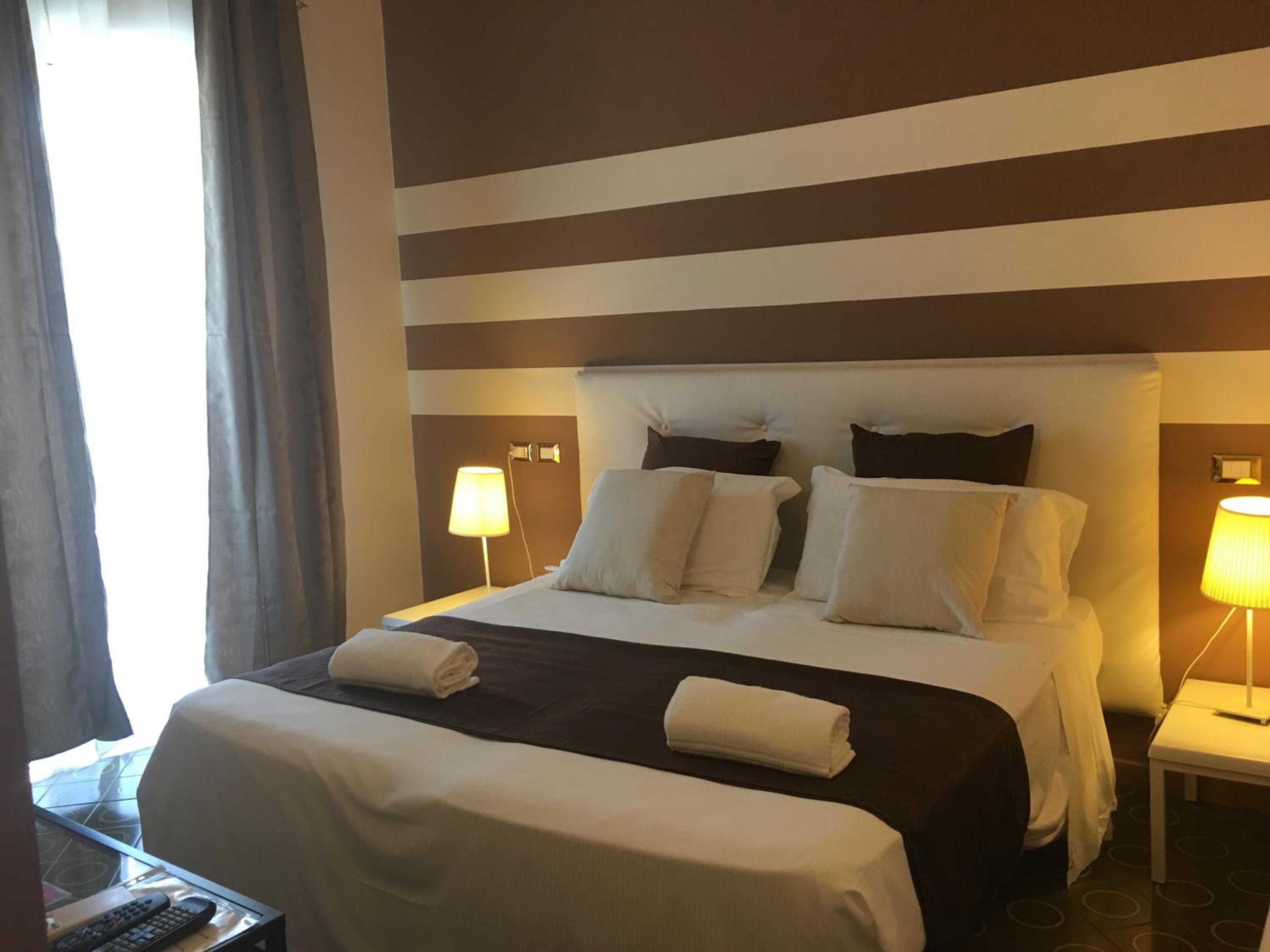 Superior Double or Twin Room with Balcony photo 2
