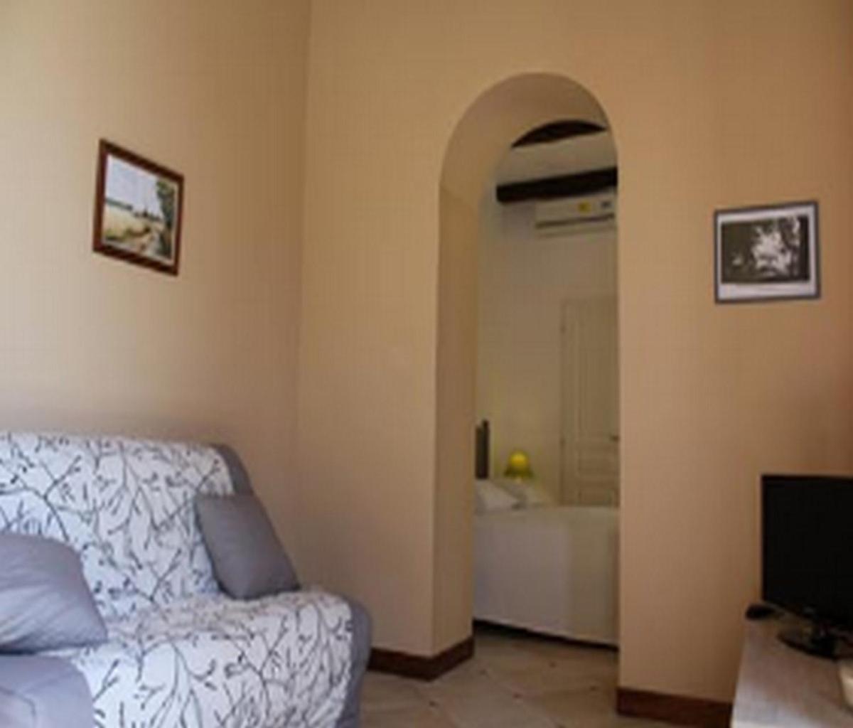 Double Room - Ground Floor photo 3