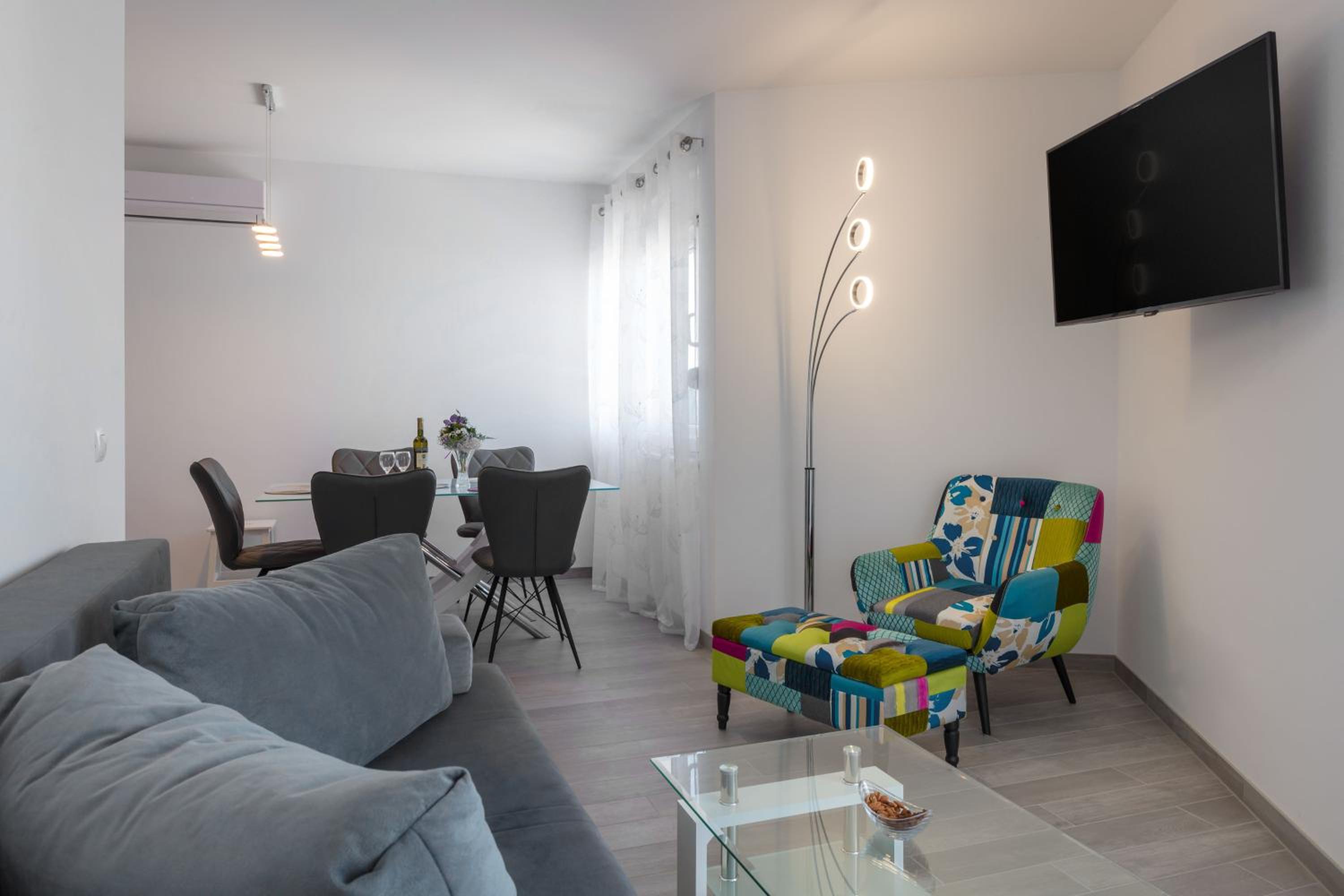 Apartment with Sea View