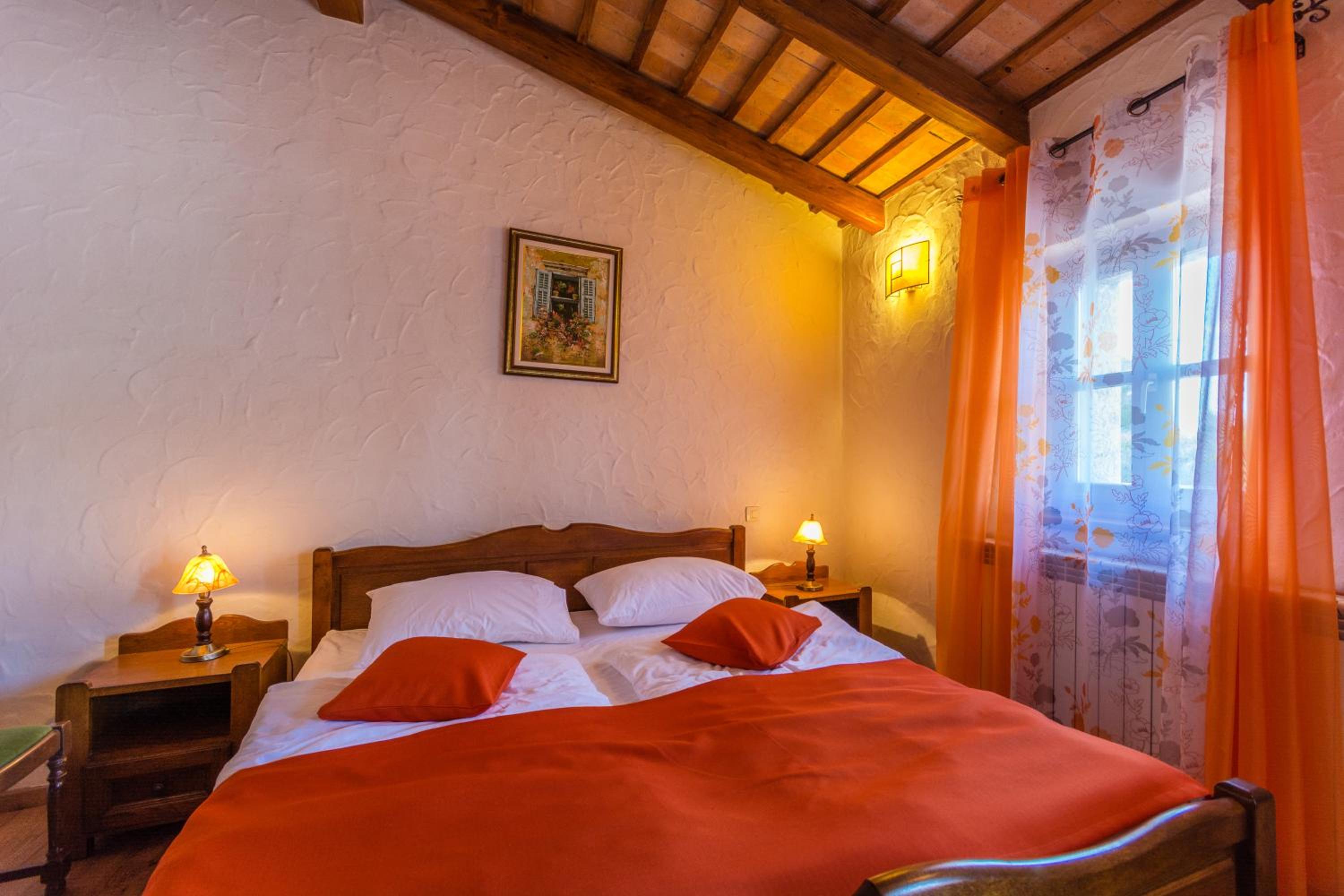Habitación Doble con Balcón Compartido