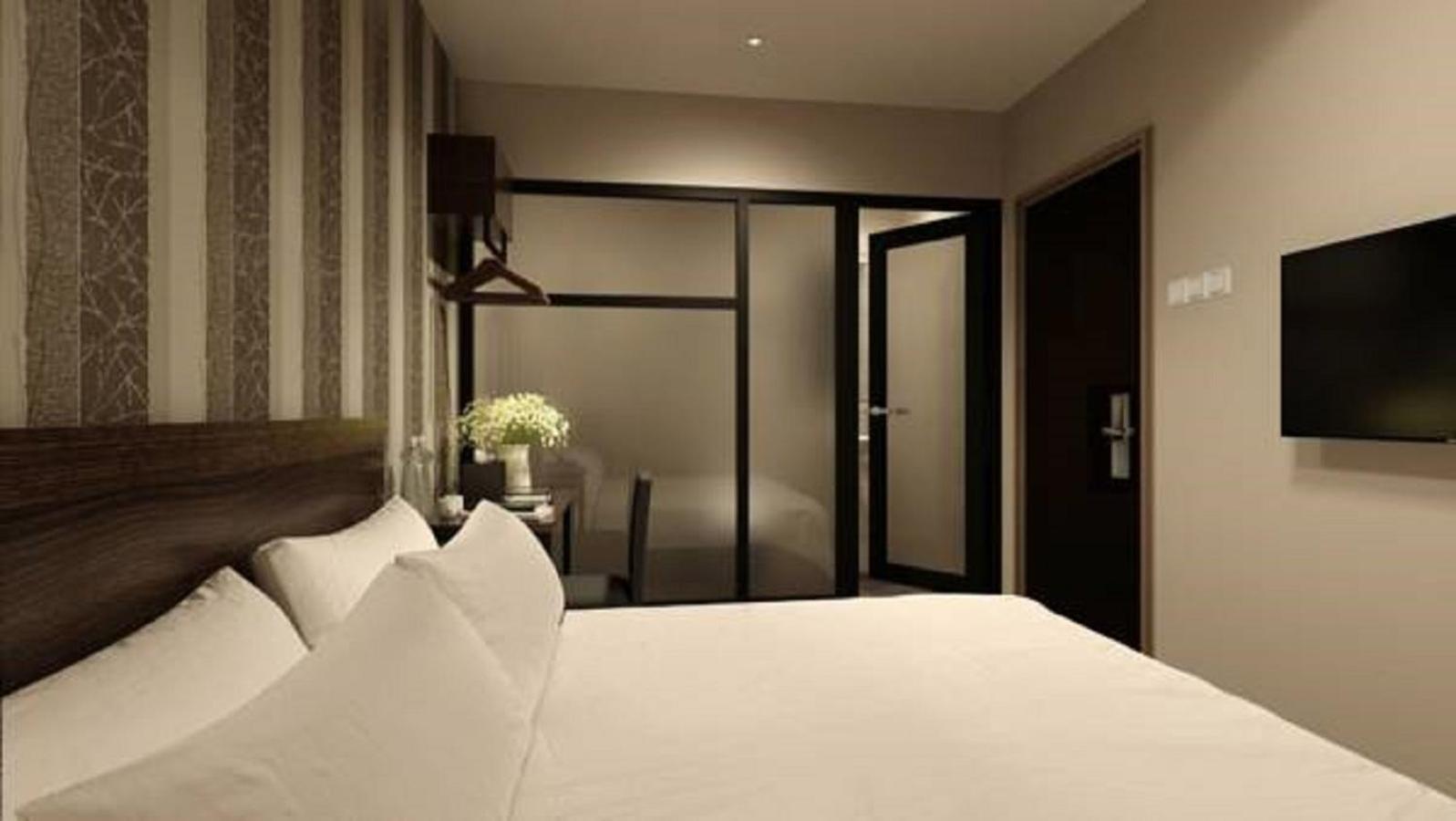 King Room No Window