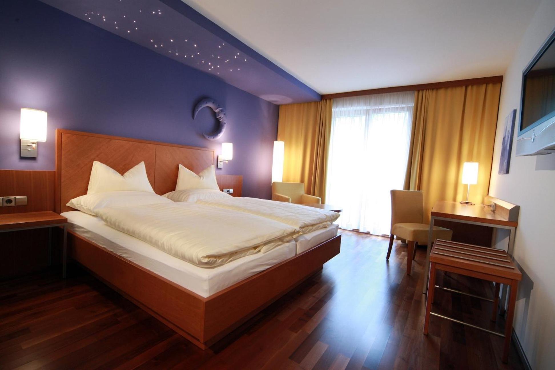 Double Room - Photo 13