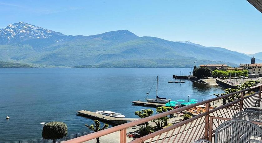 Double Room With Lake View - Photo 6