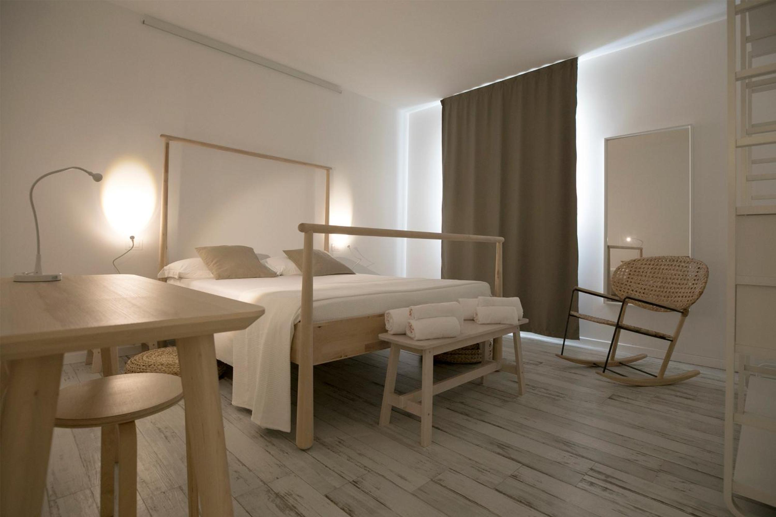 Superior Two-Bedroom Apartment with Beach Club Access photo 3