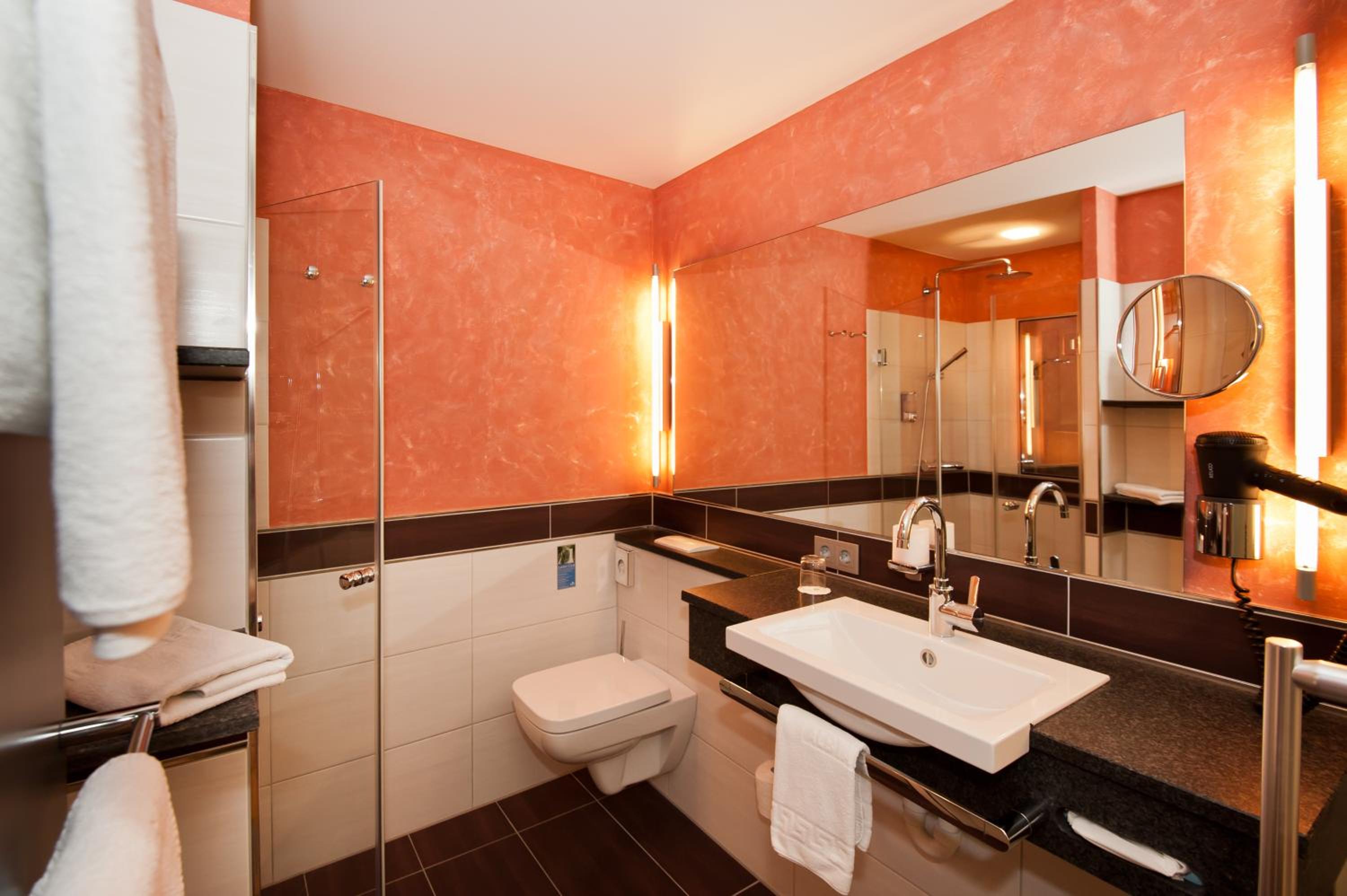 Standard Double Room - Photo 2