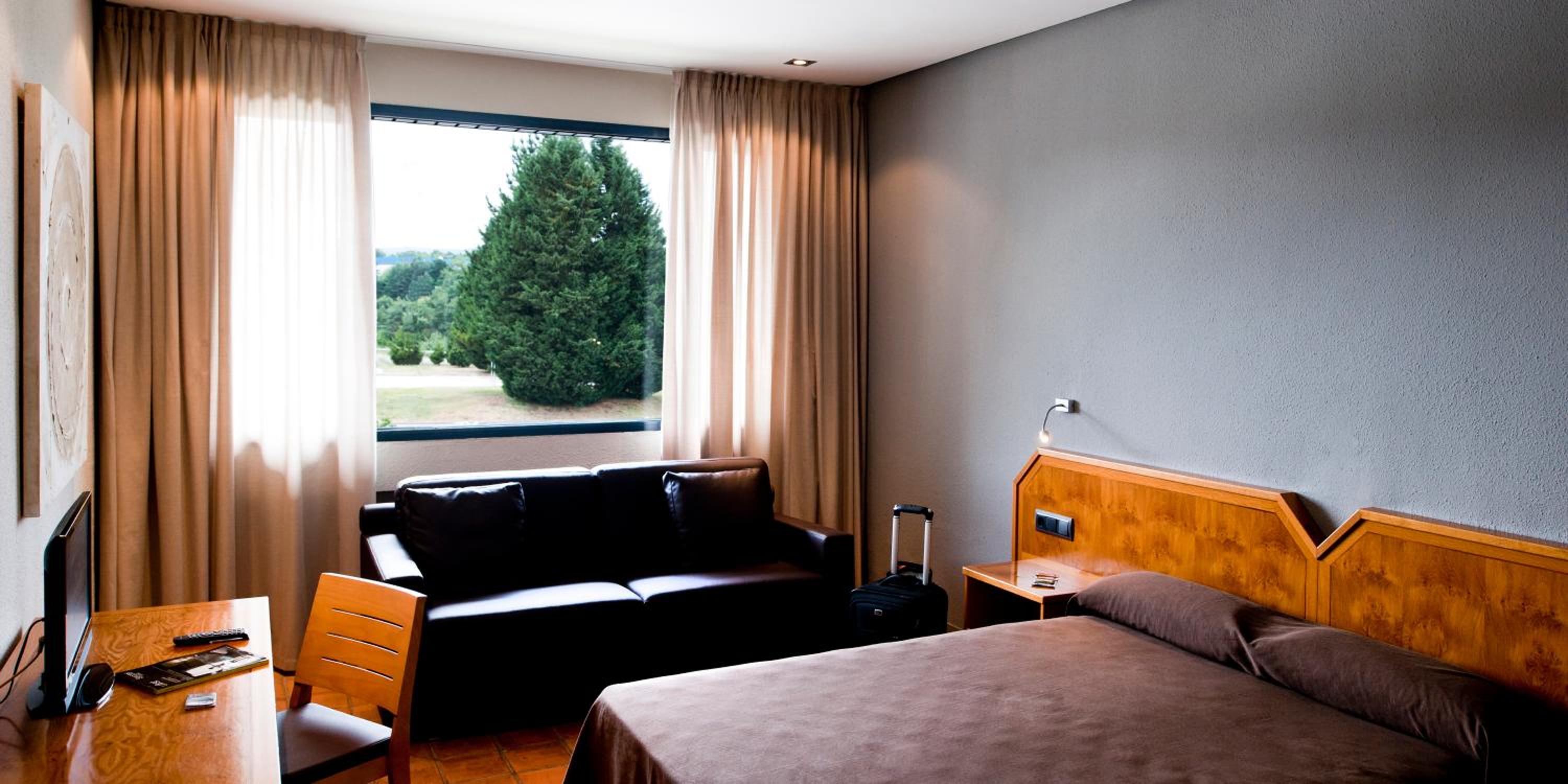 Double Room with Extra Bed photo 2