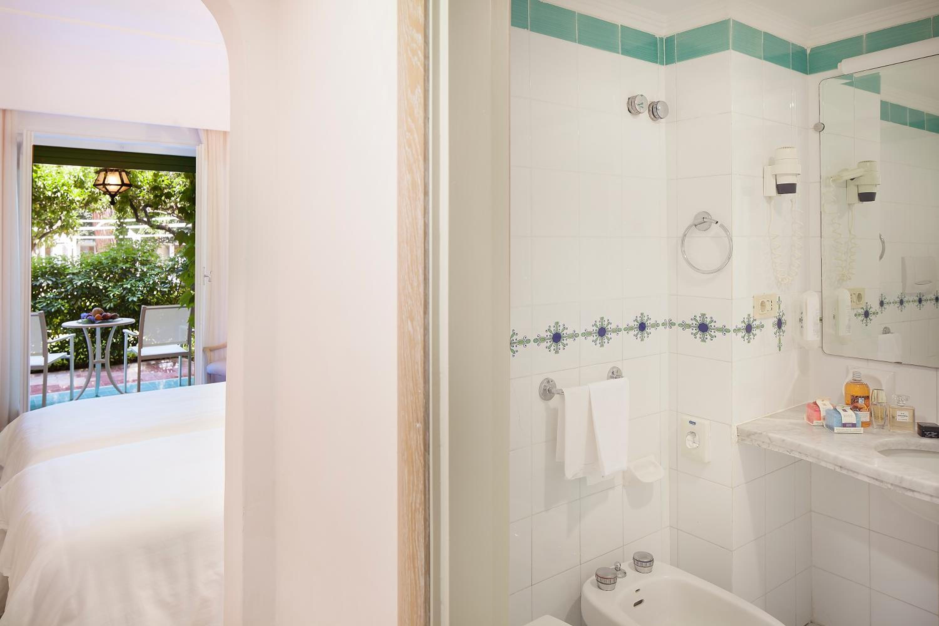 Classic Double Room - Photo 3