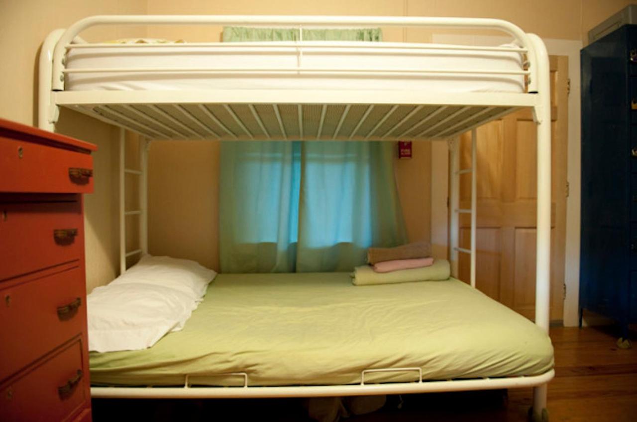 Bed in 6-Bed Dormitory Room photo 1
