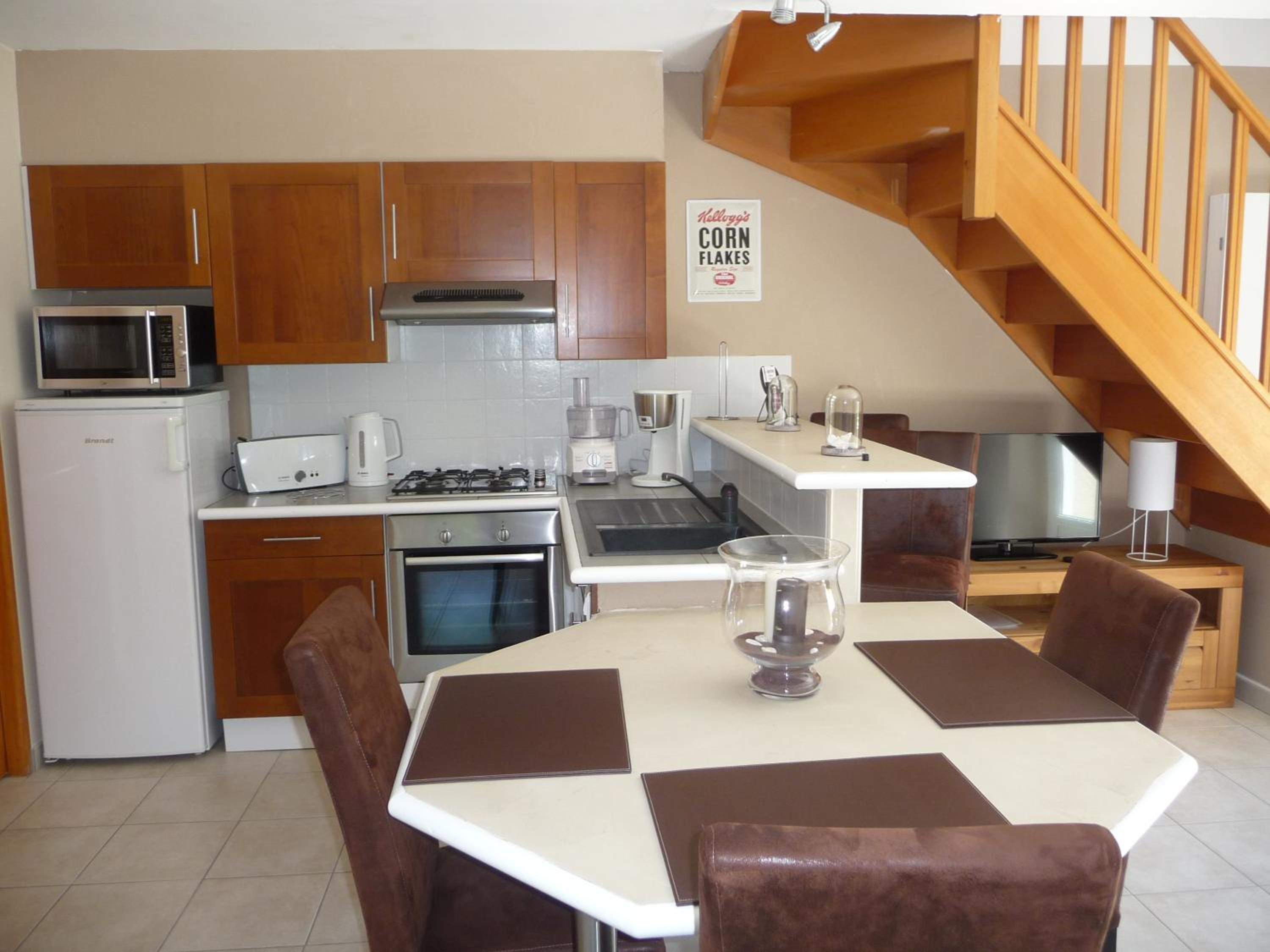 Two-Bedroom House photo 2