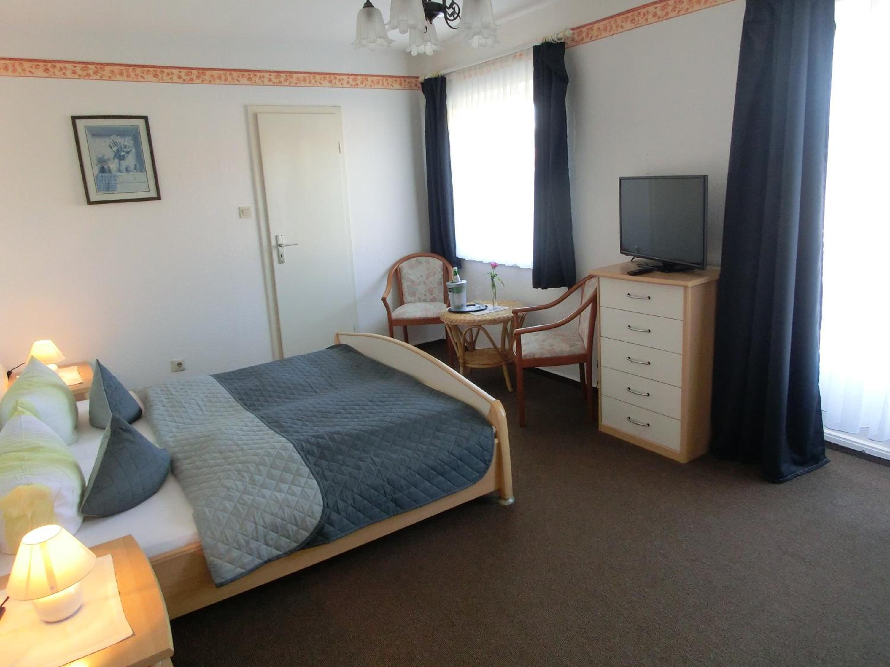 Double Room - Photo 4