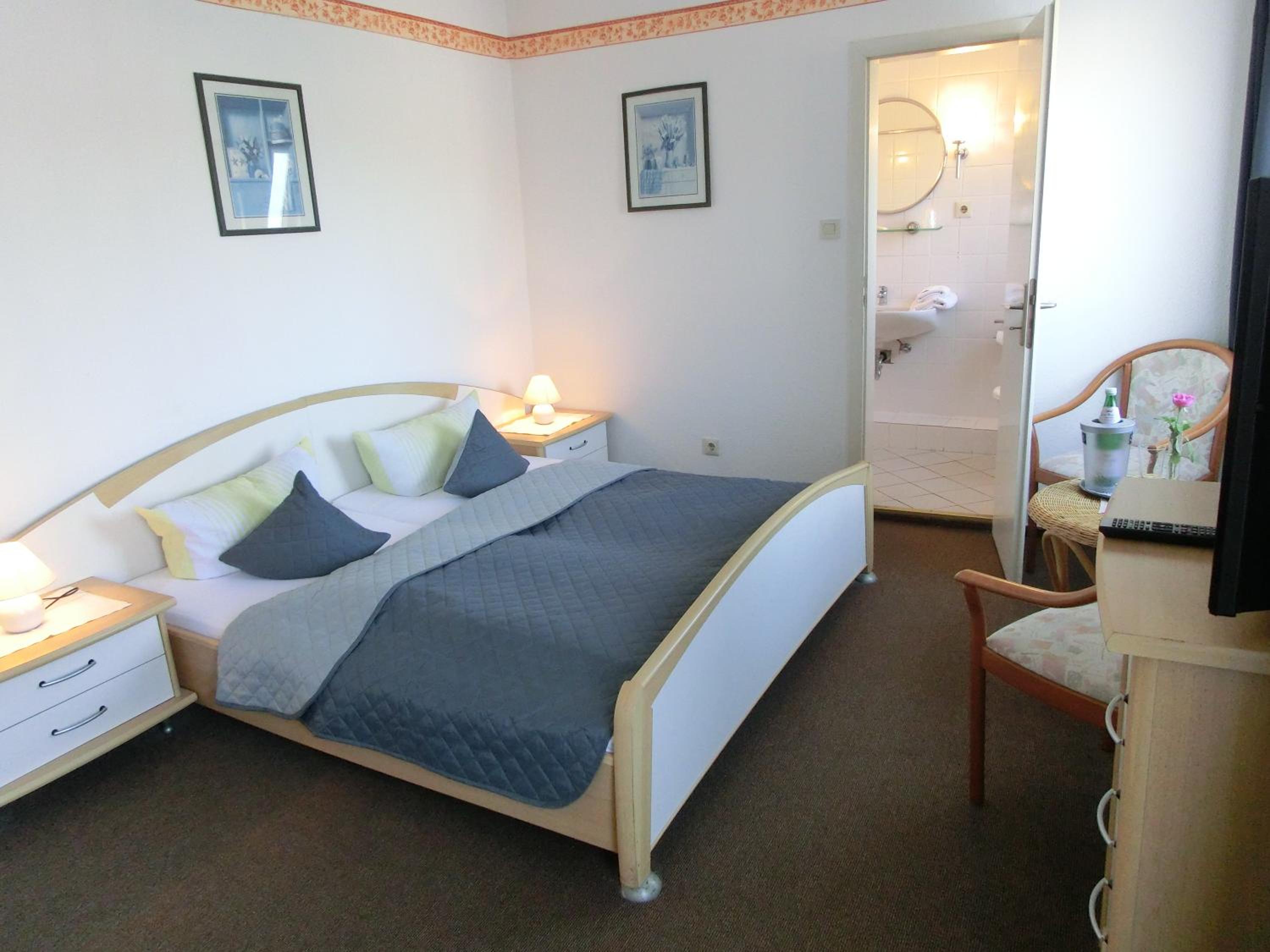 Double Room - Photo 3