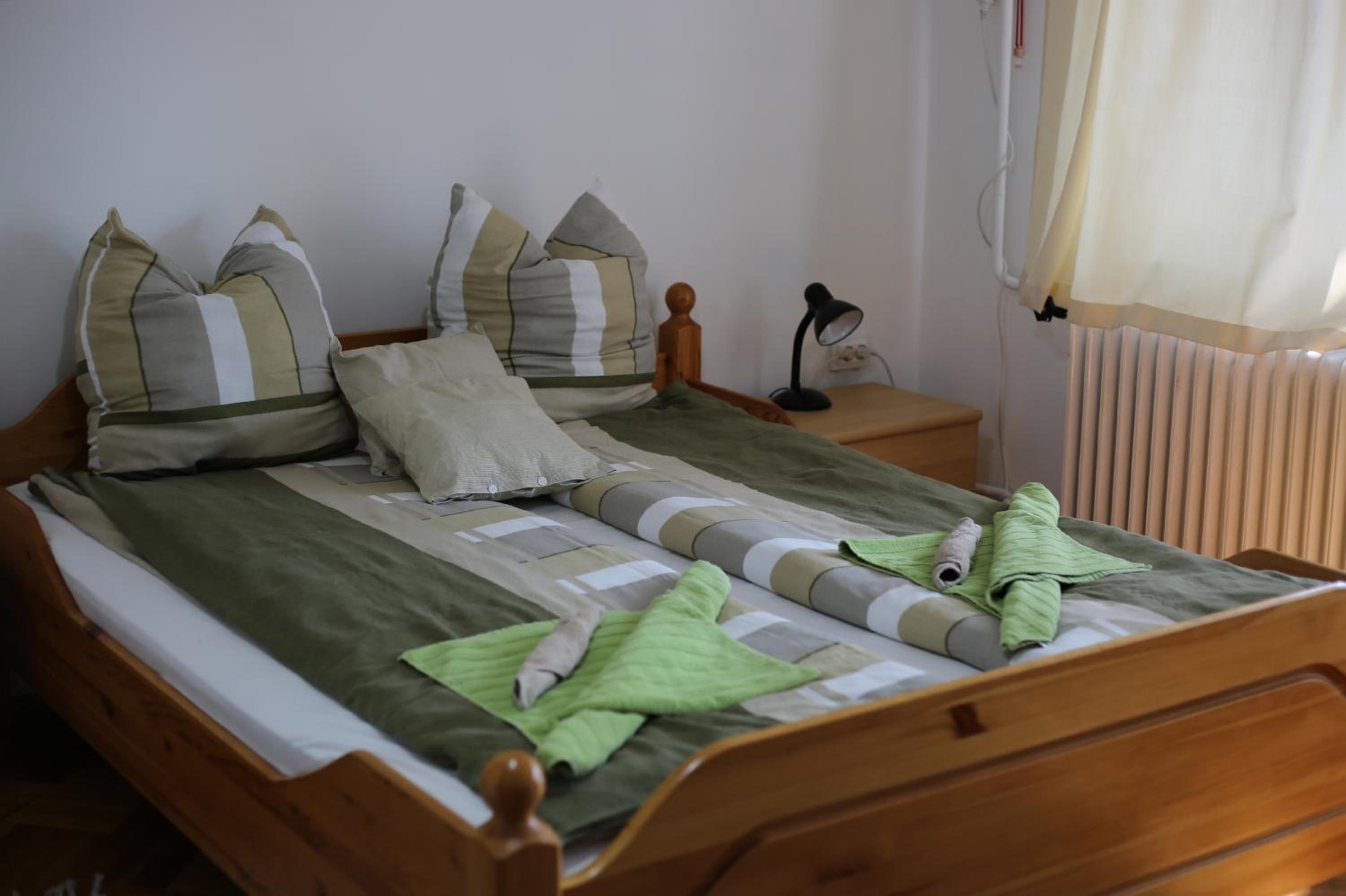 Double Room with Private Bathroom - Photo 1
