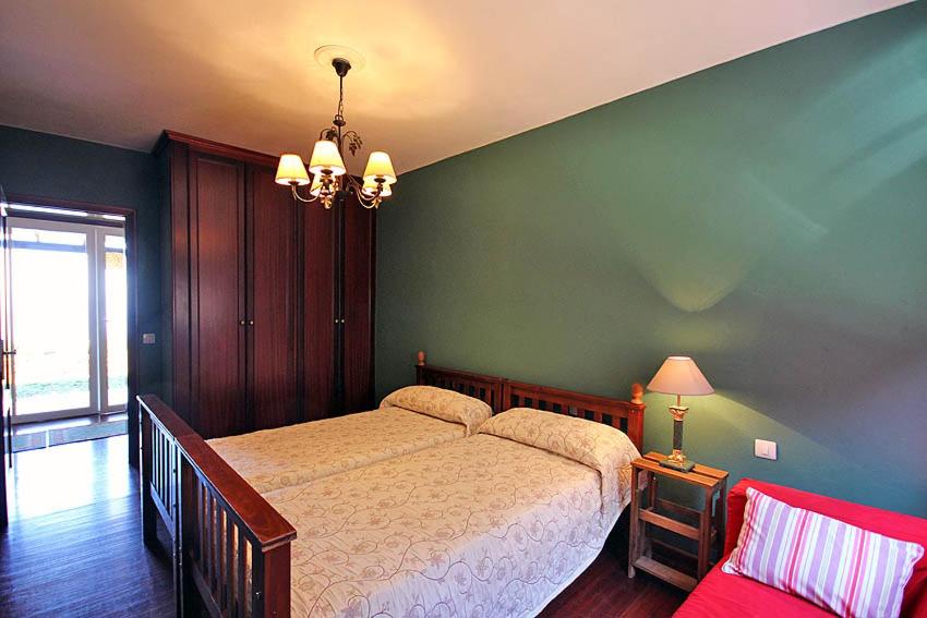 Casa adosada de tres habitaciones
