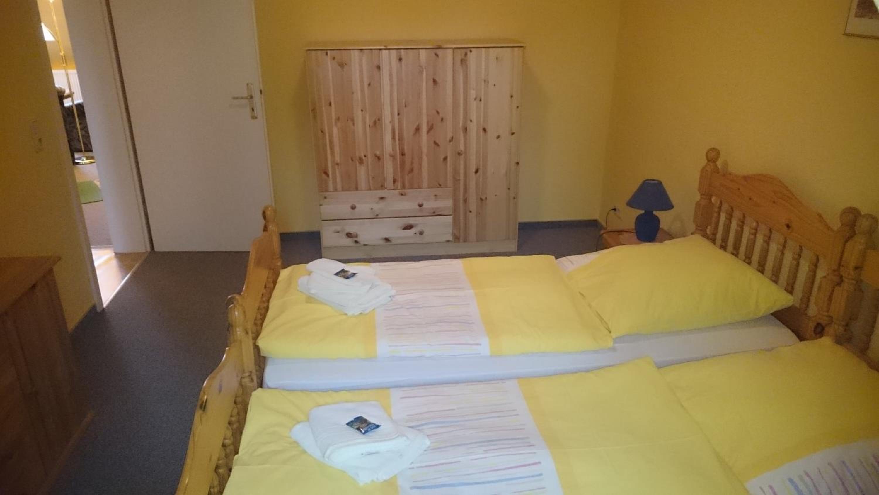 Large Double Room photo 3