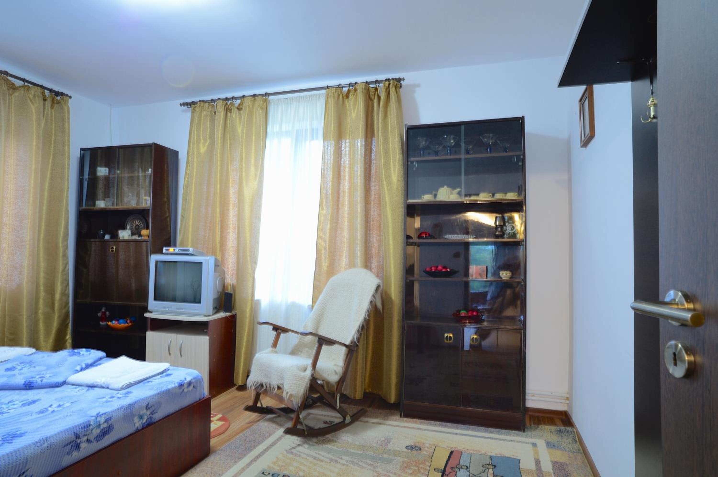 Double Room with Private External Bathroom photo 1