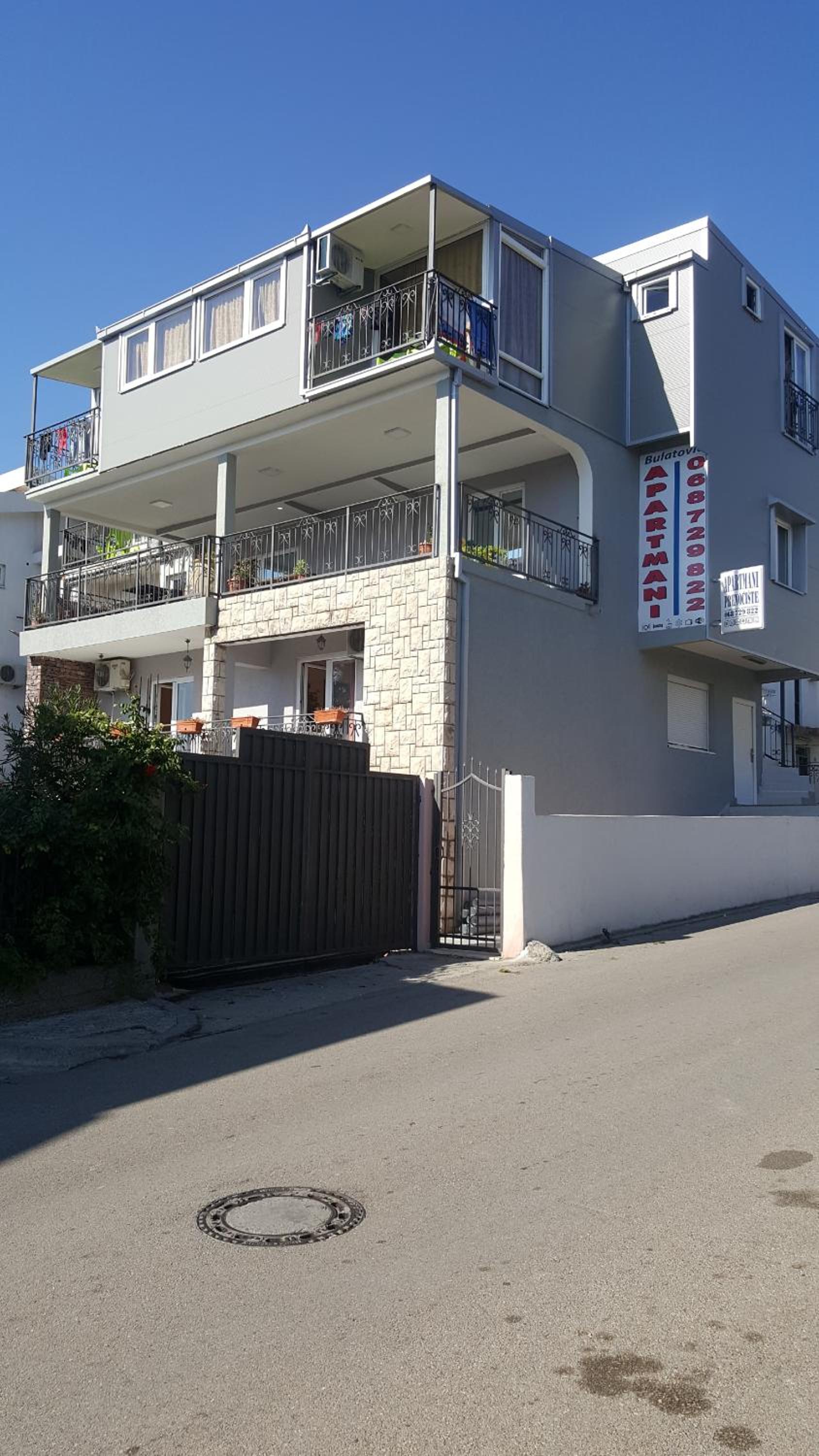 Studio with Terrace photo 2