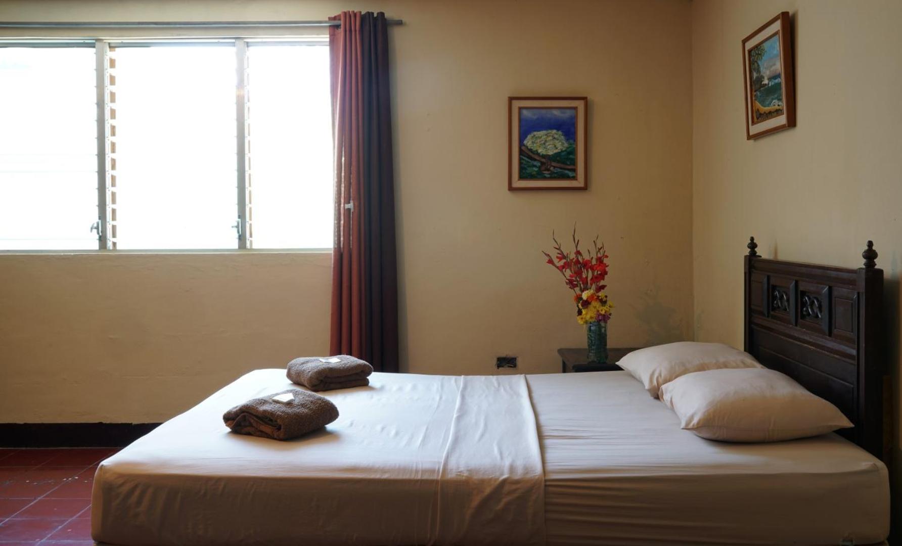 Budget Double Room photo 3