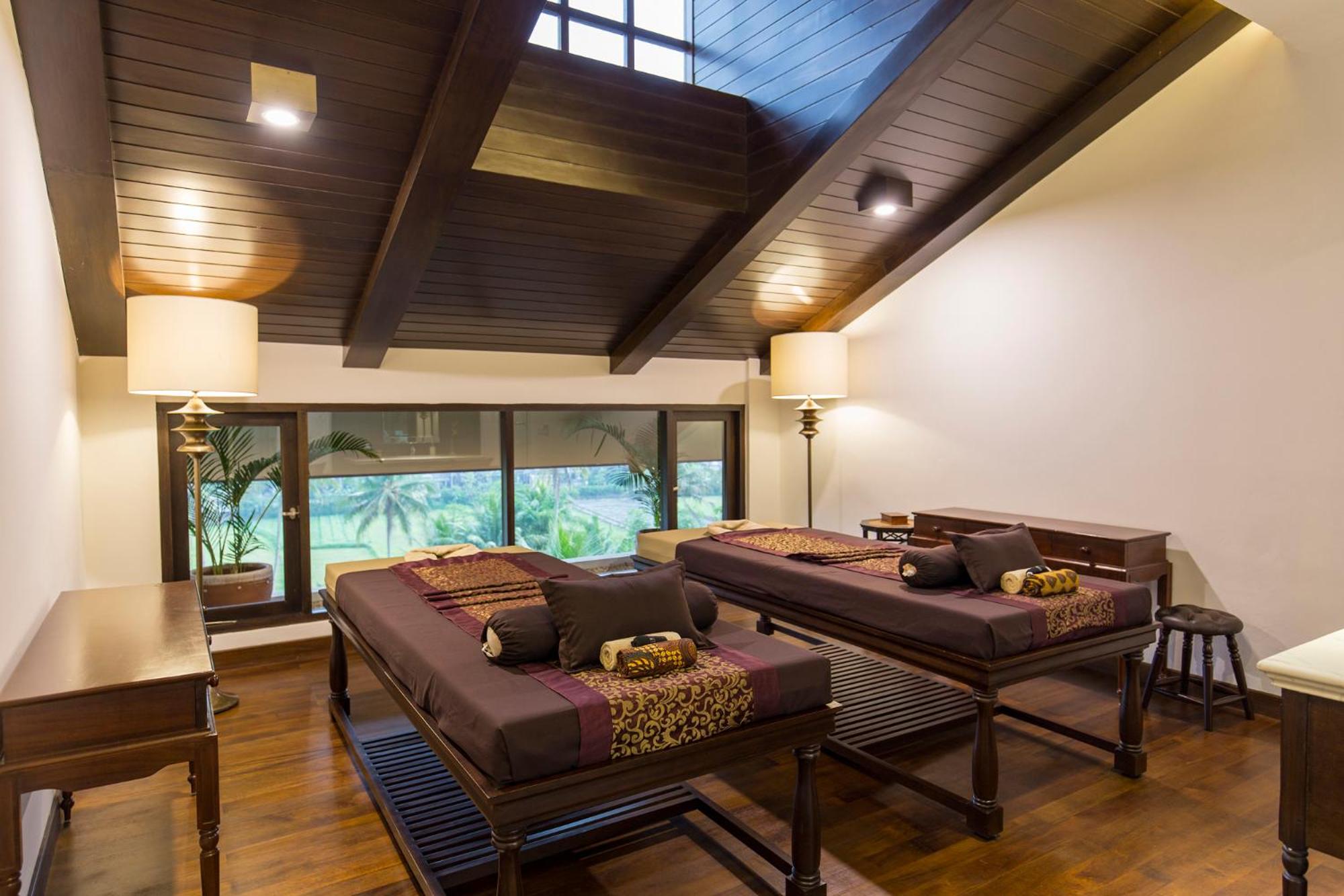 Destination Package 3 Days 2 Nights at Deluxe Premier