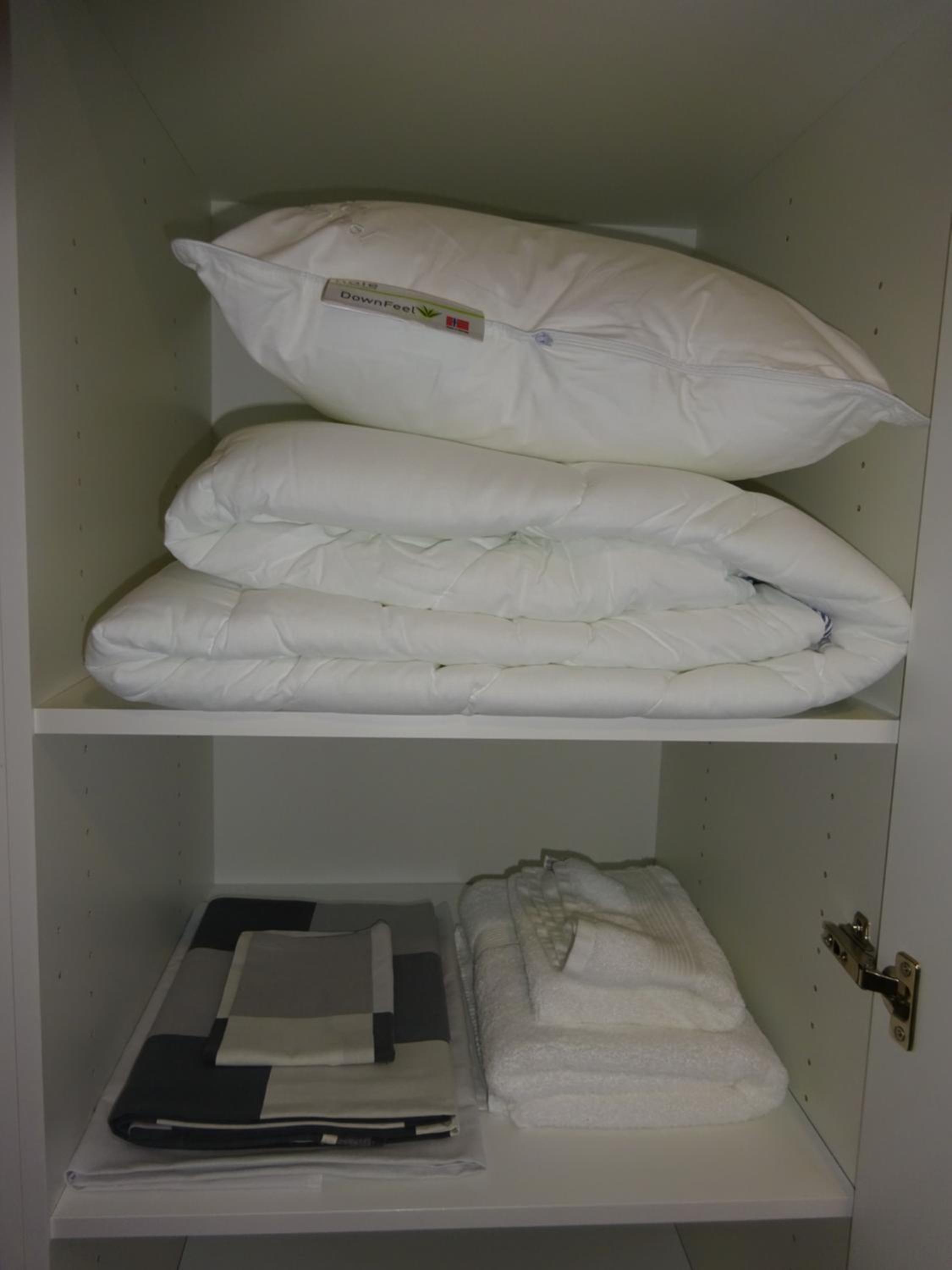 Two-Bedroom Apartment with Sauna - Photo 17