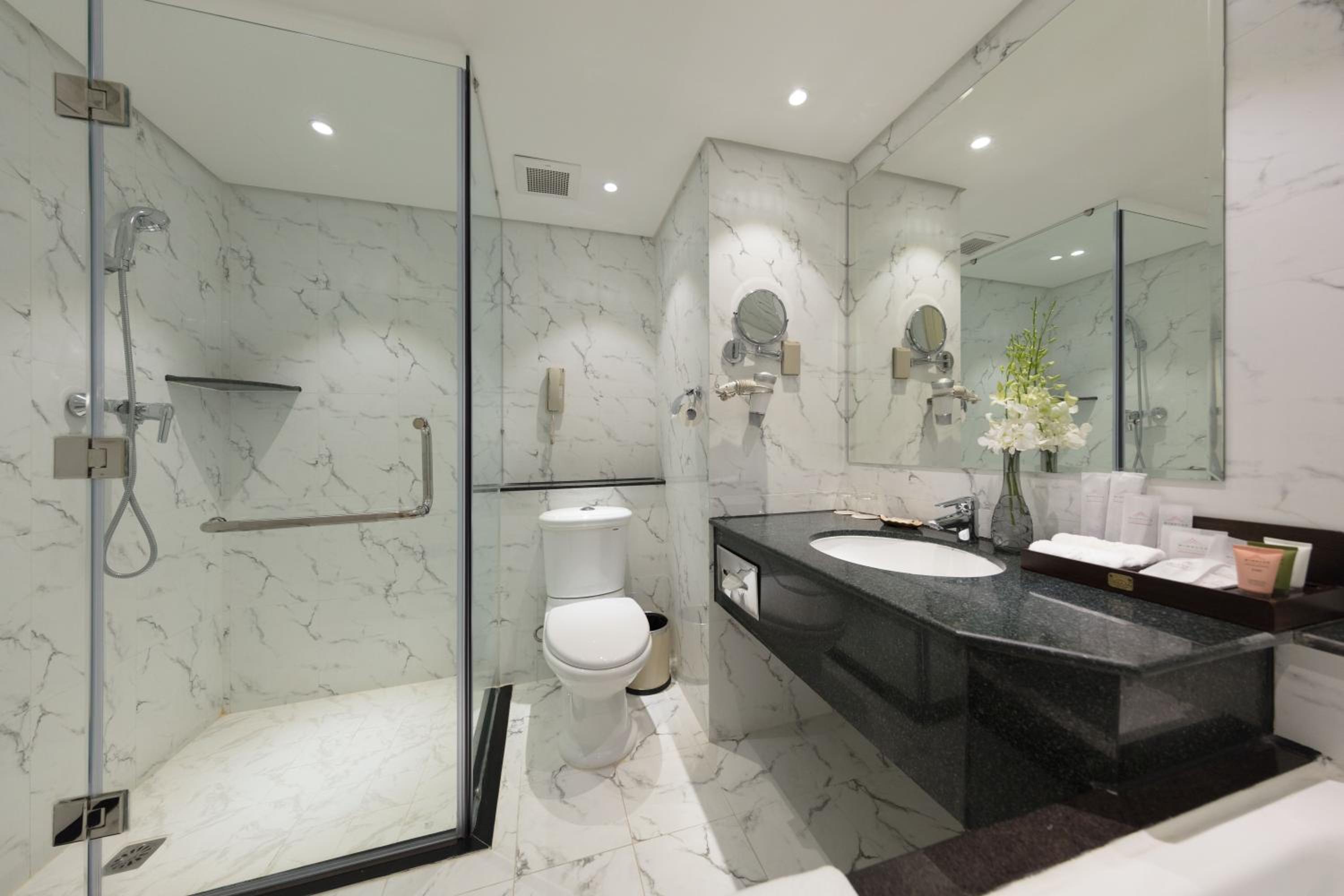 Deluxe Double or Twin Room, City View
