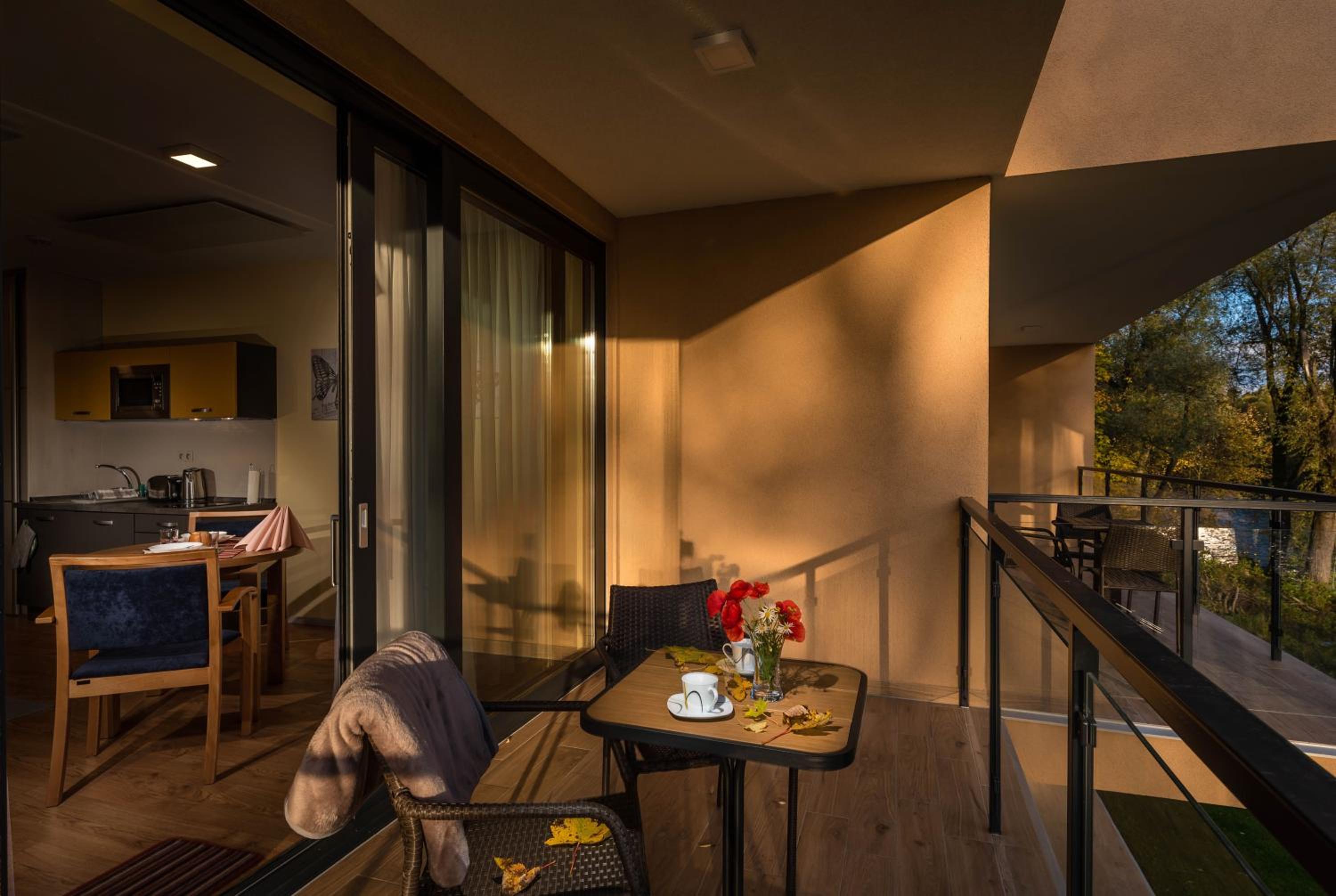 Studio Apartment photo 2