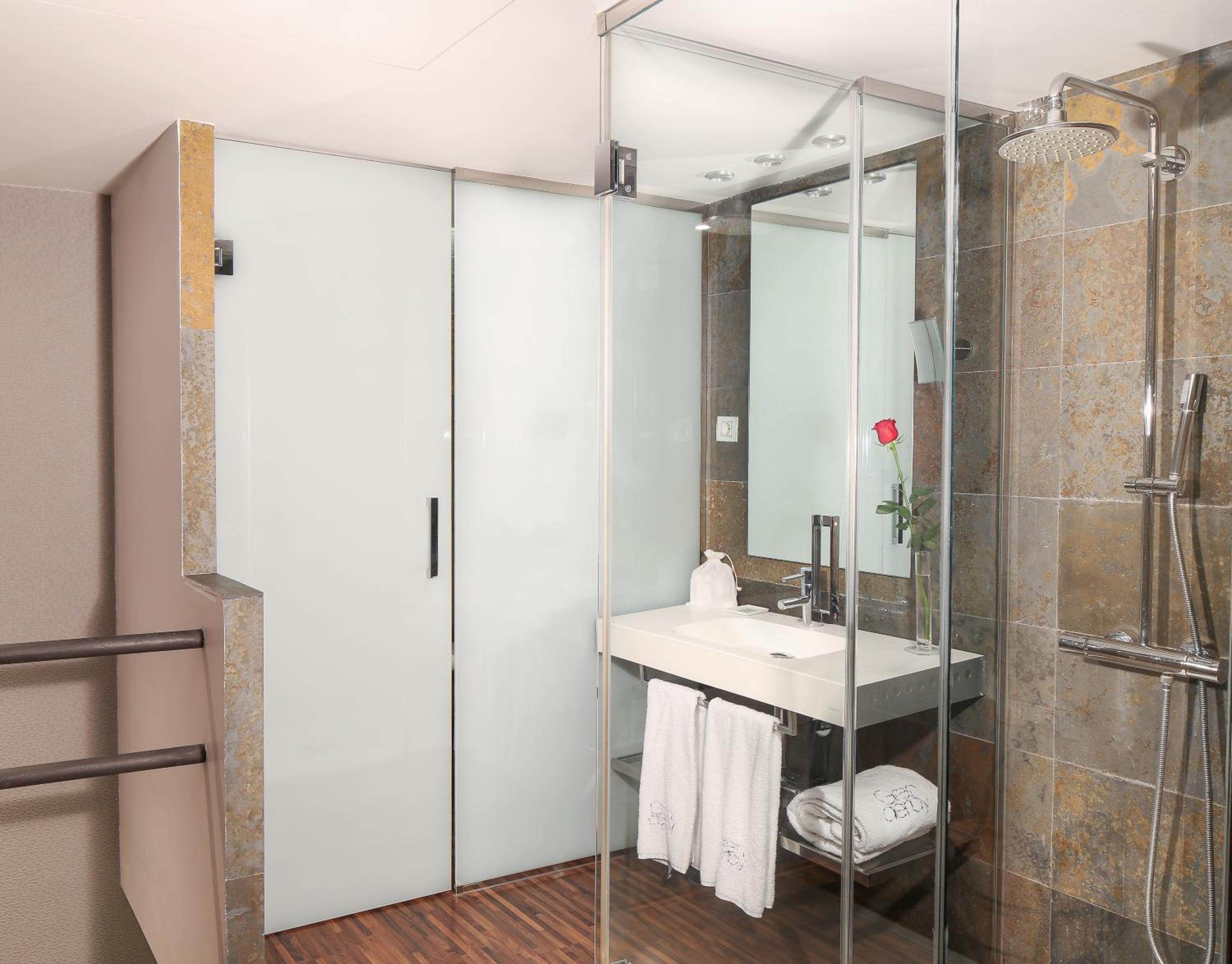 Standard Duplex Room (3 Adults)