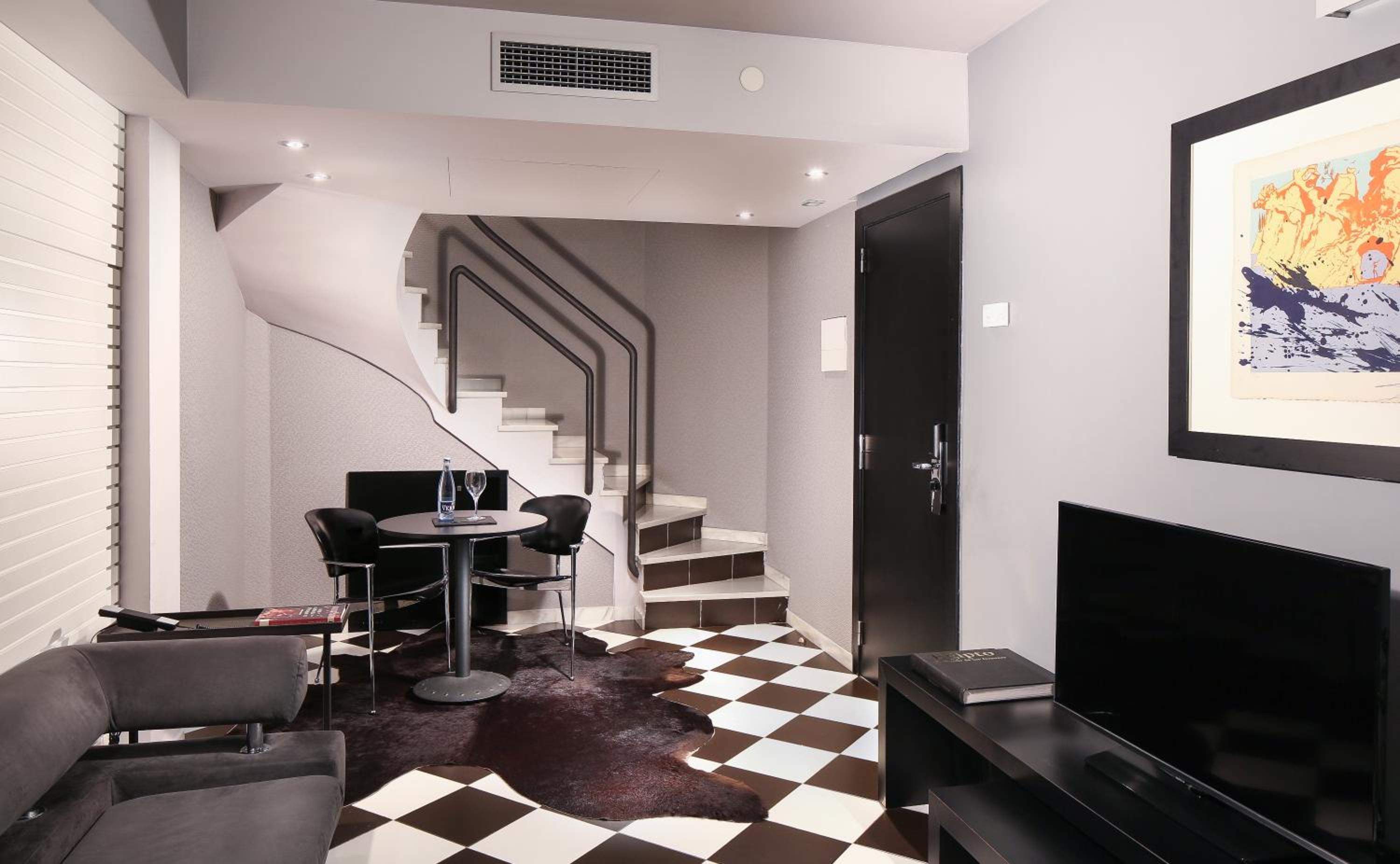 Standard Duplex Room (1-2 Adults)