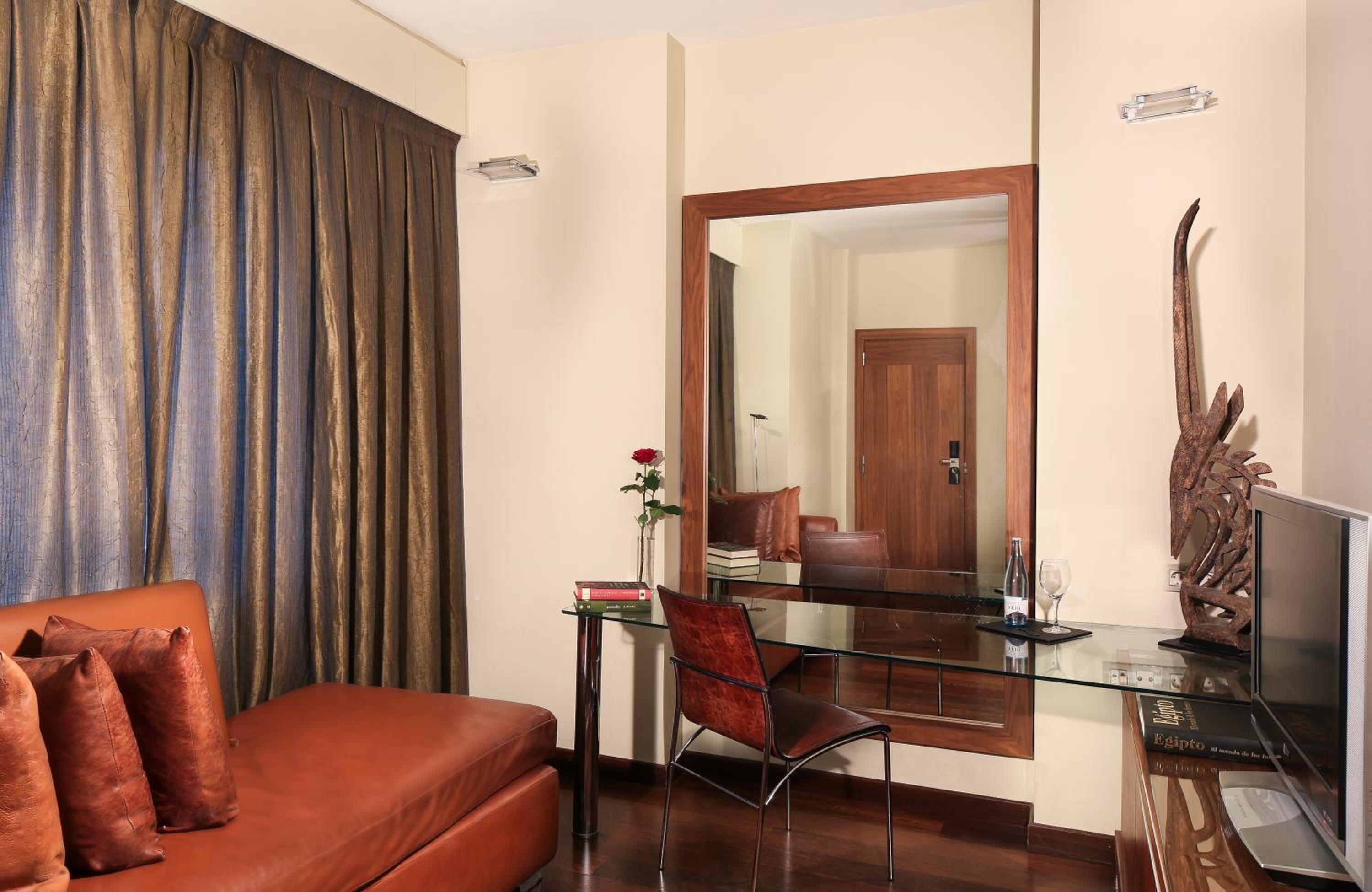 Junior Suite thumbnail 6