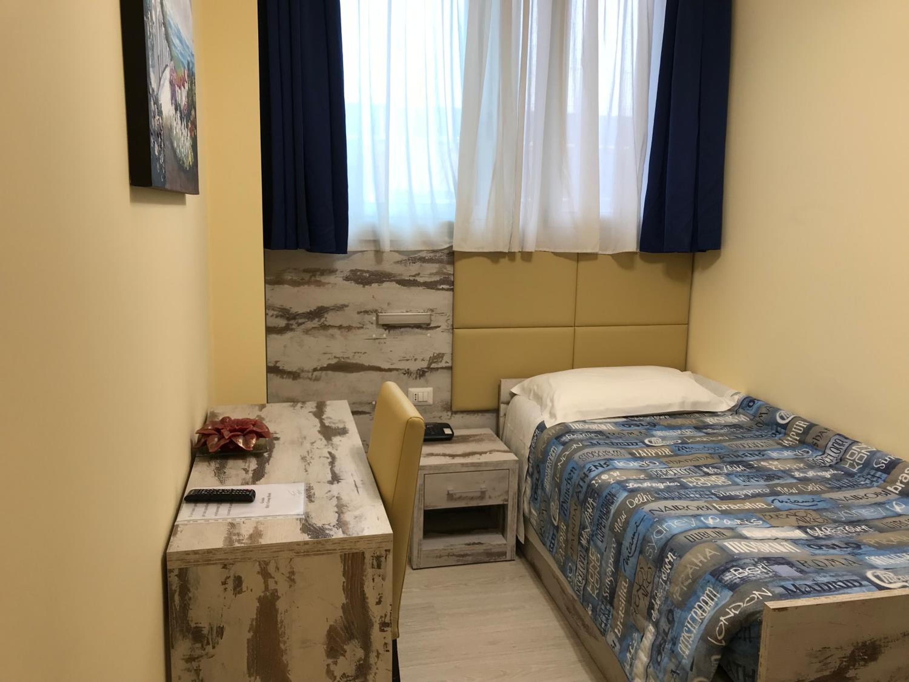 Single Room photo 1