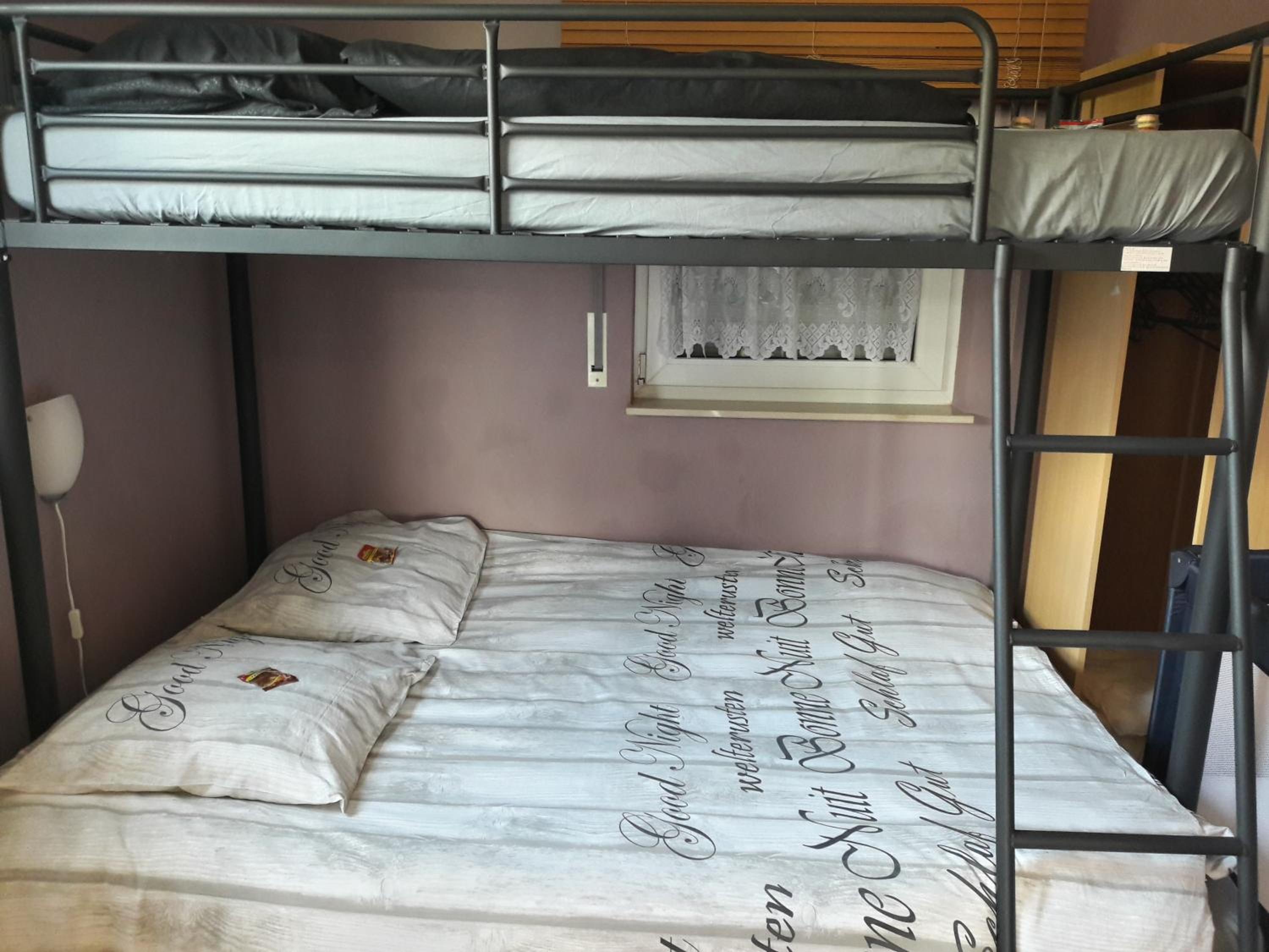 Triple Room with Private Bathroom photo 1