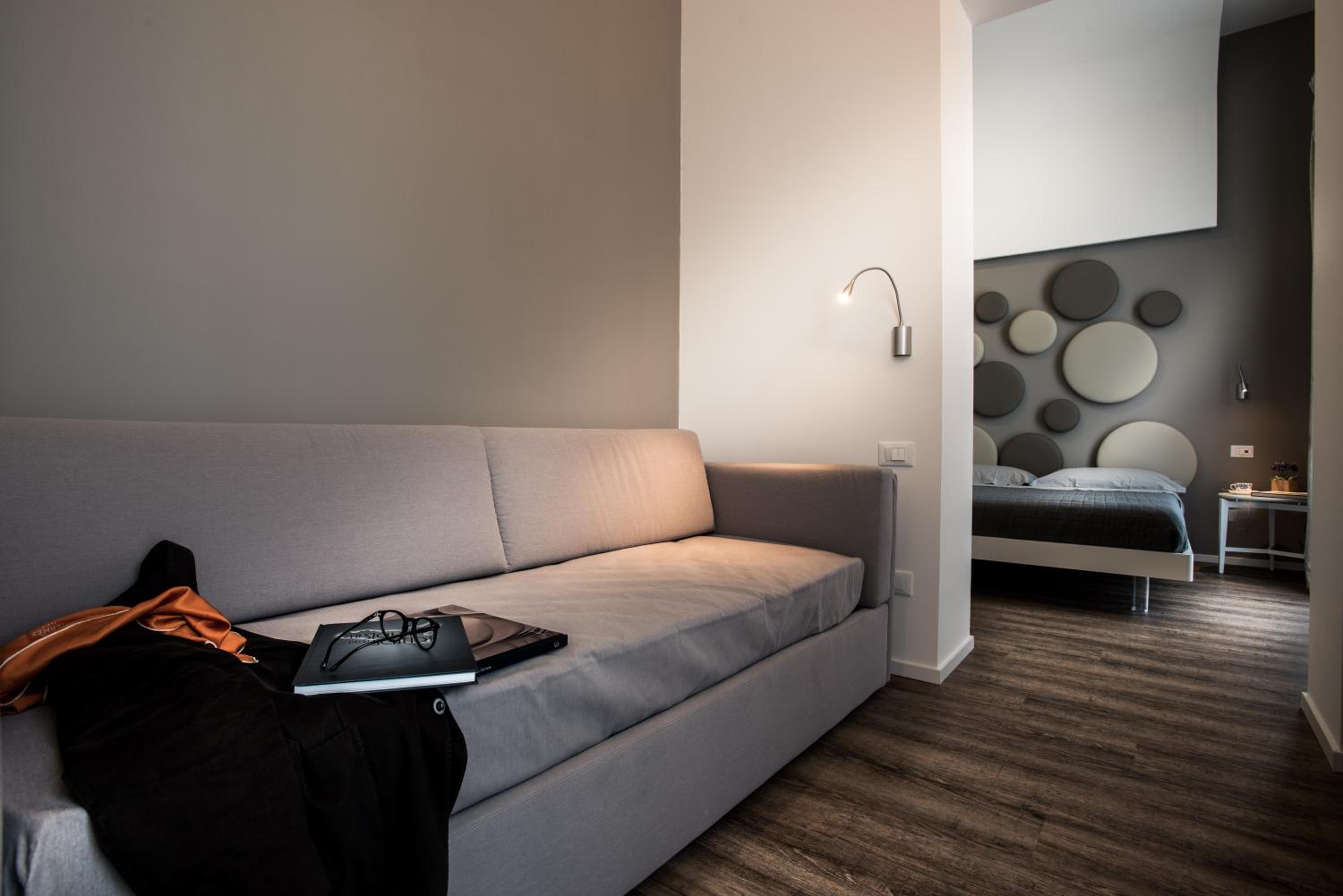 Superior Triple Room with Balcony photo 2