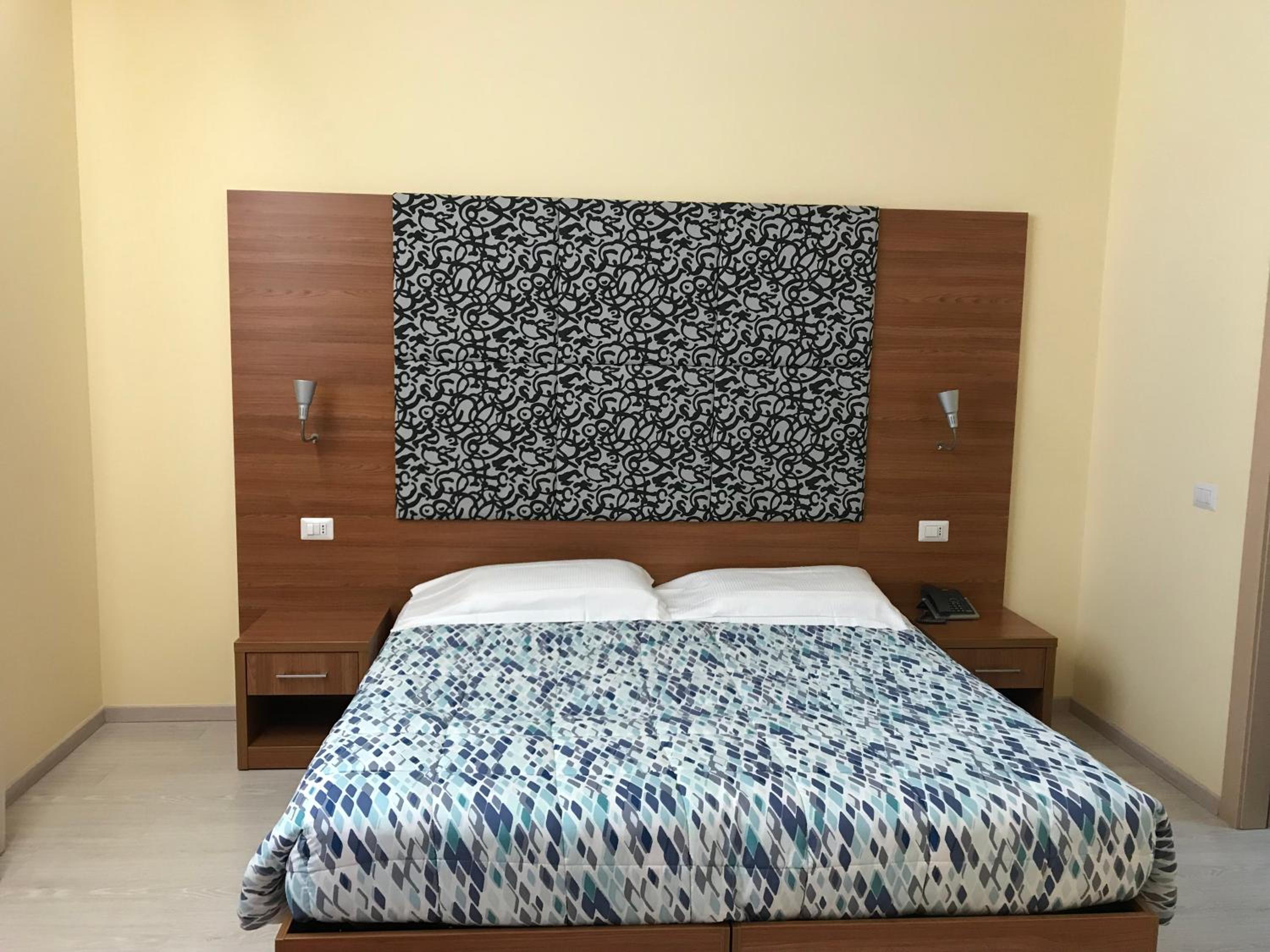 Double or Twin Room photo 2