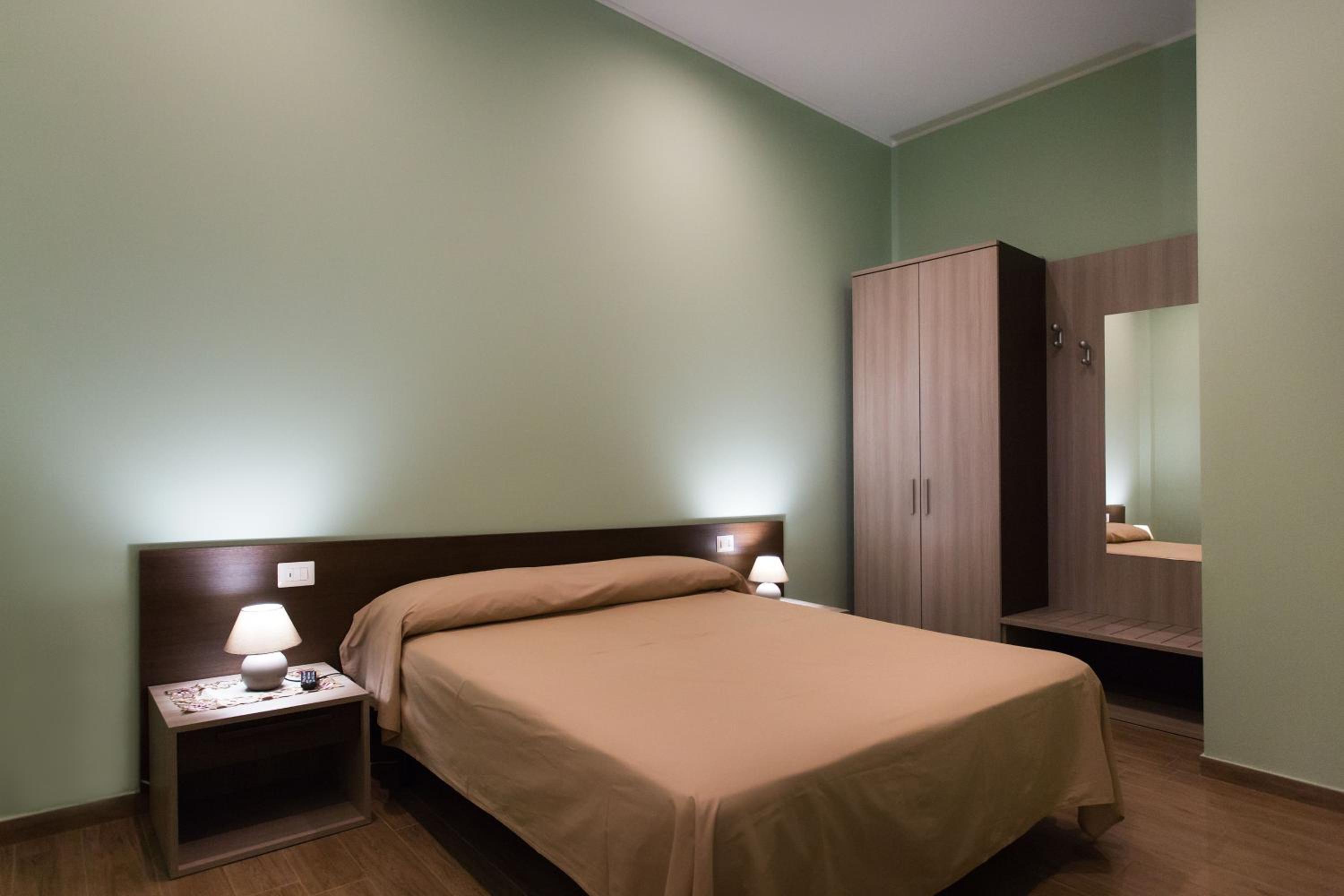 Standard Double or Twin Room with Balcony photo 2