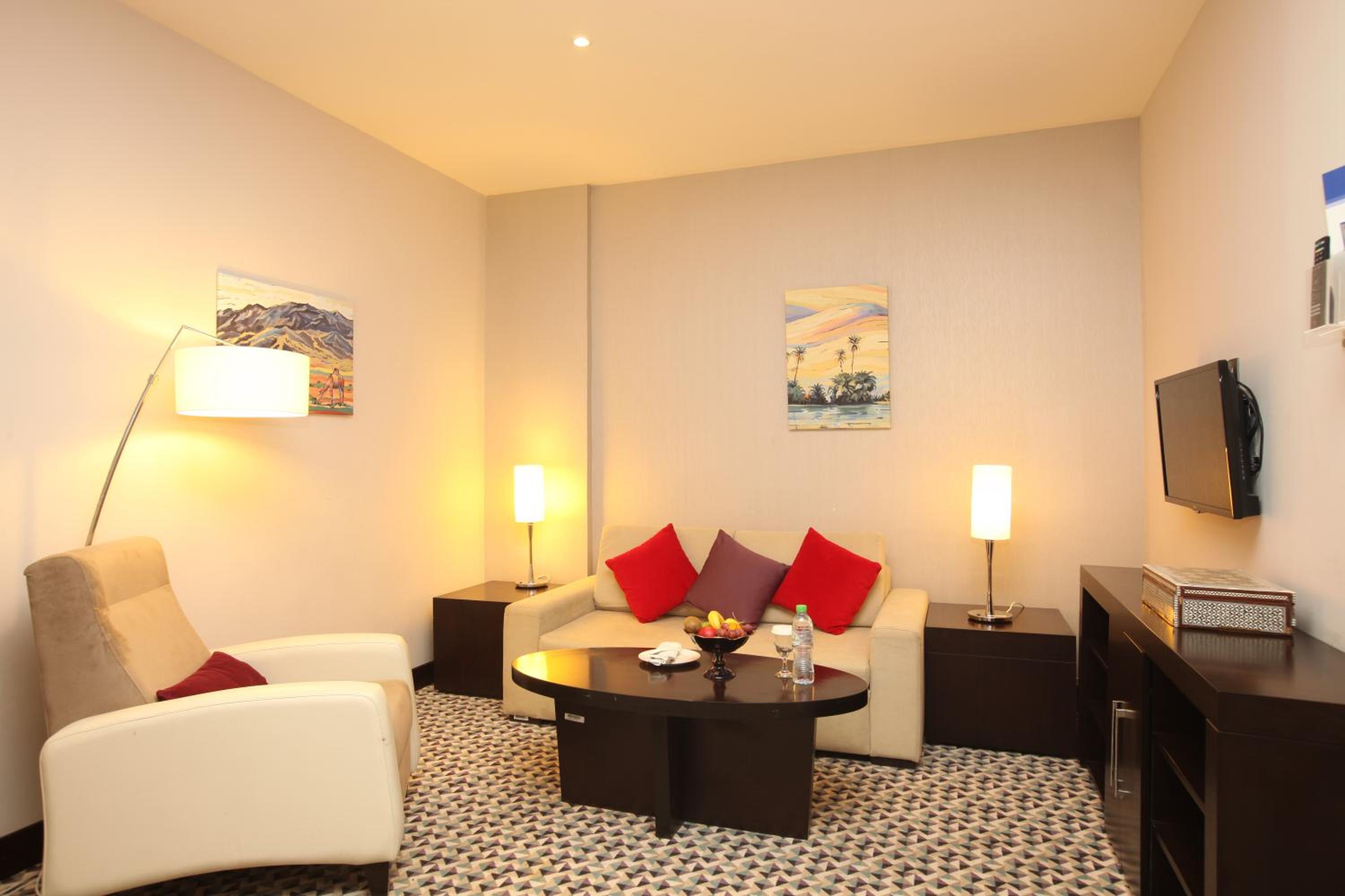 Executive Suite - Photo 1