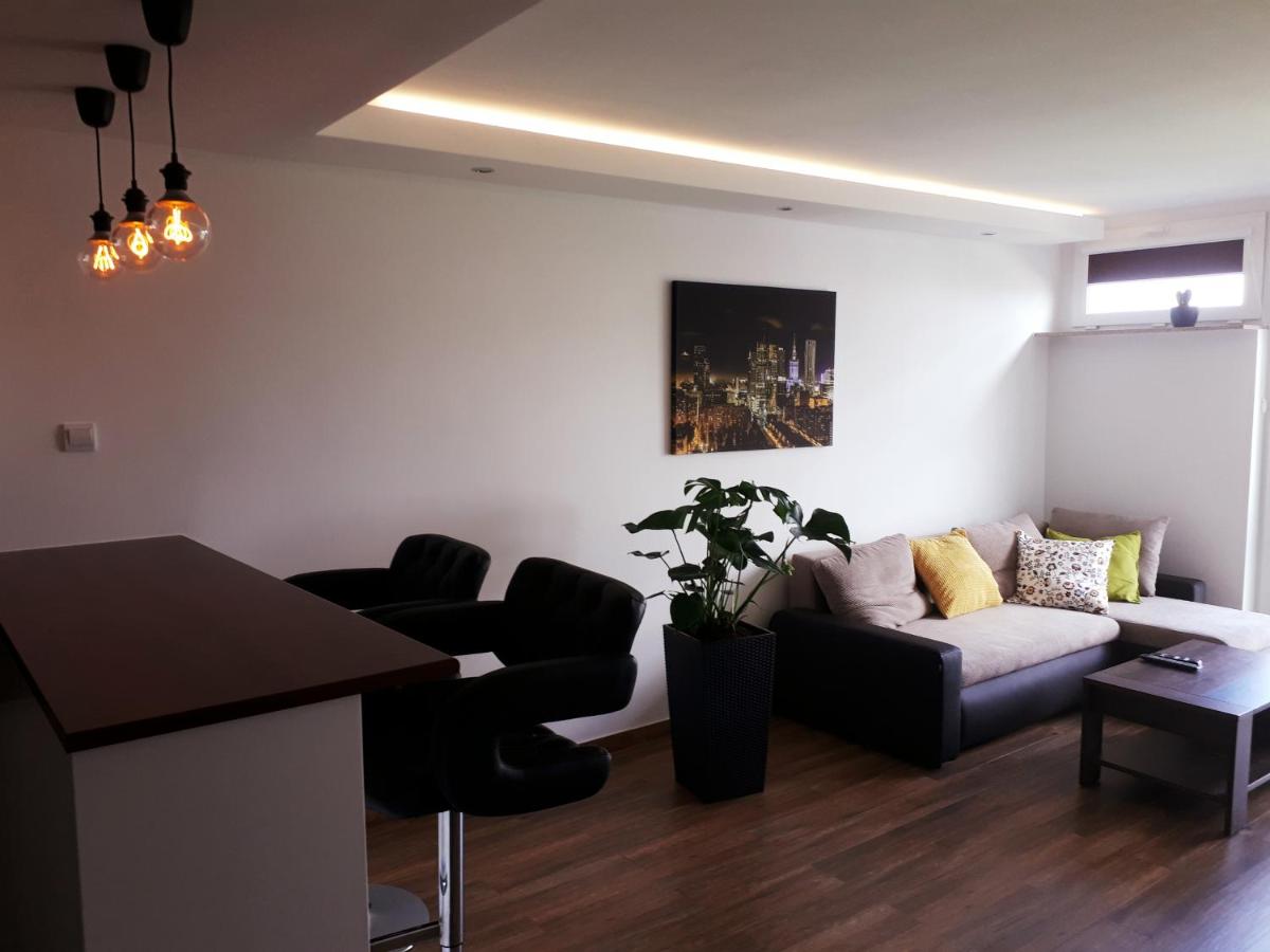 One-Bedroom Apartment - 111A Marszałkowska Street - Photo 2