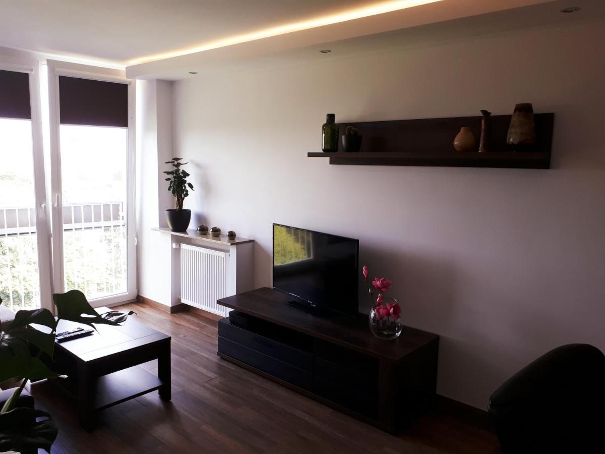 One-Bedroom Apartment - 111A Marszałkowska Street - Photo 10