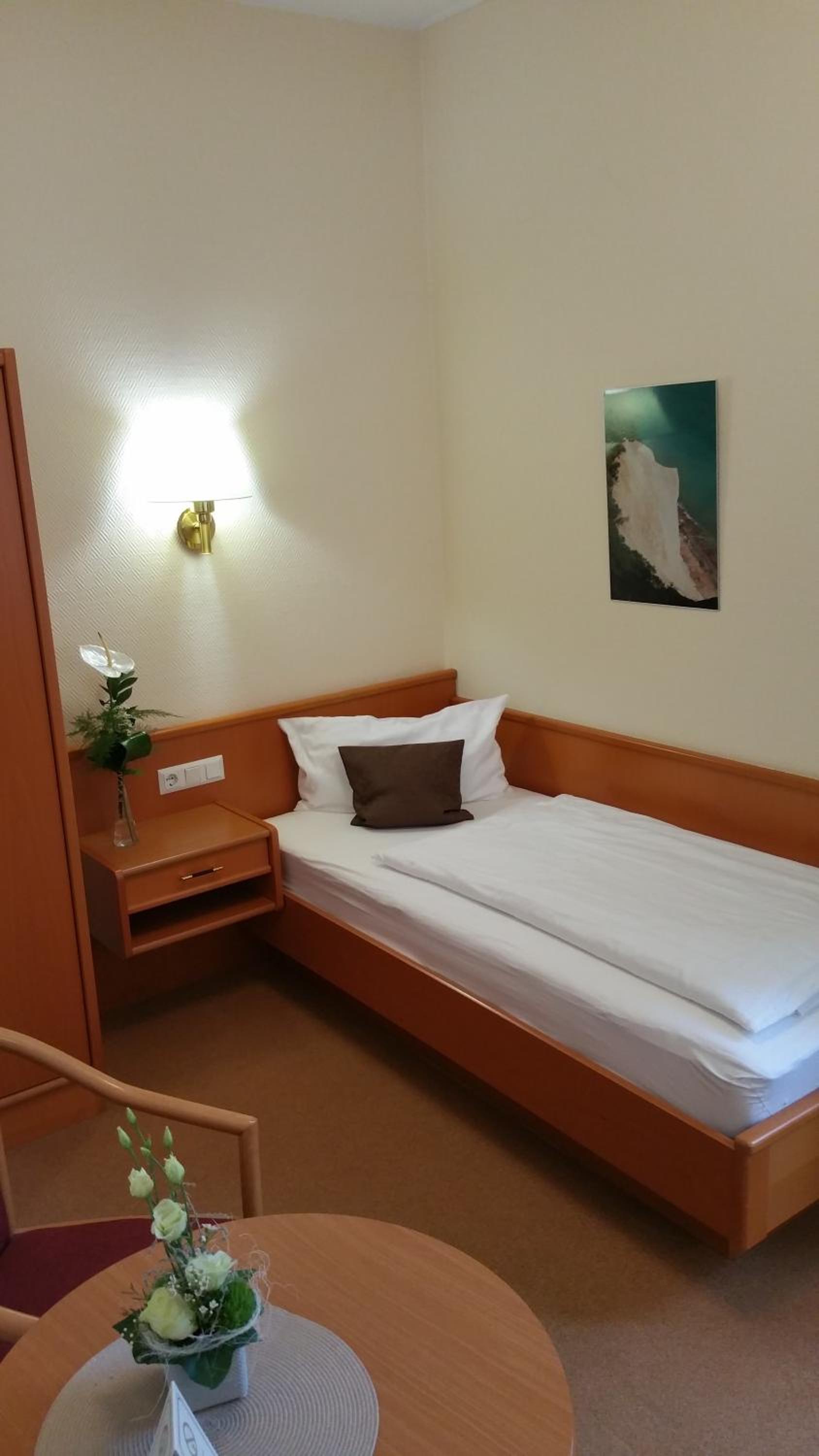 Single Room photo 1