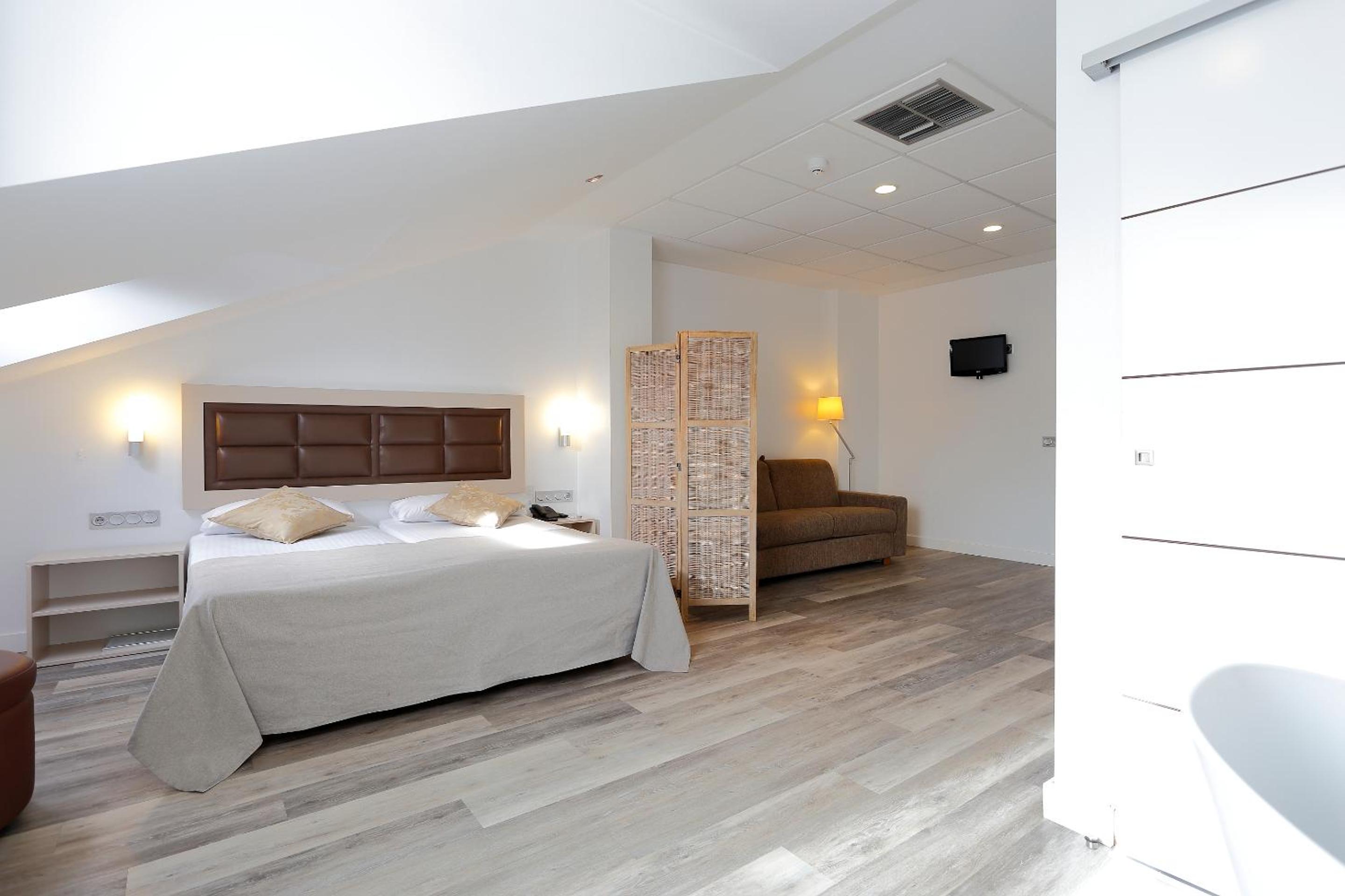 Superior Double Room photo 2