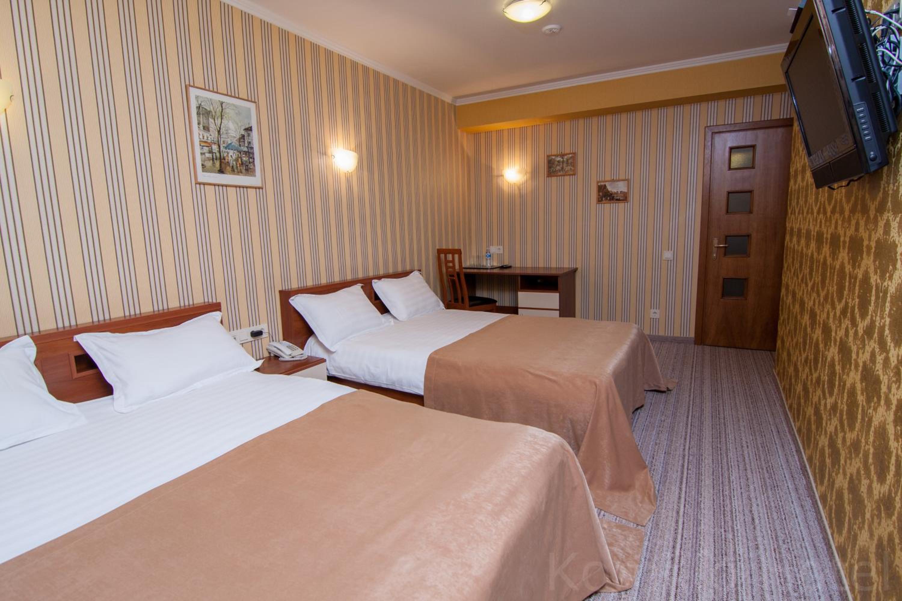 Standard Twin Room photo 2