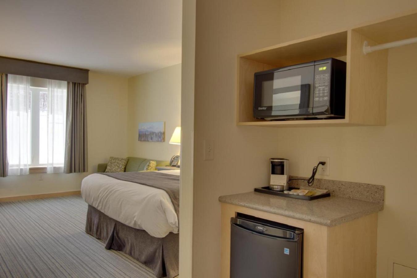 Stateside Hotel Room photo 1