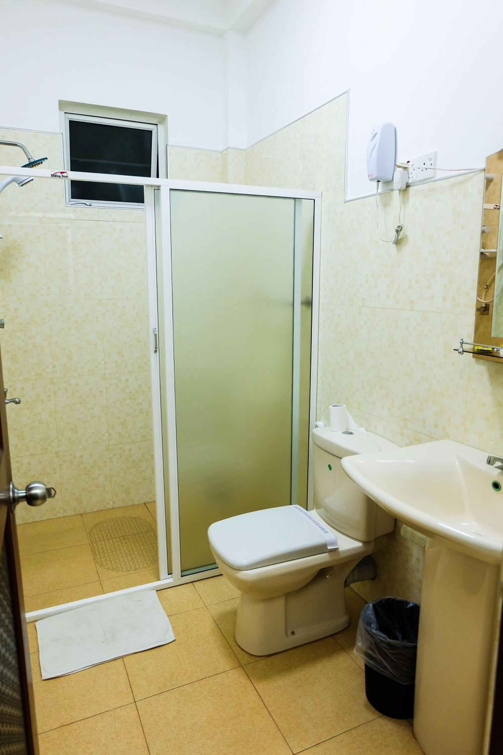 Single Room photo 3