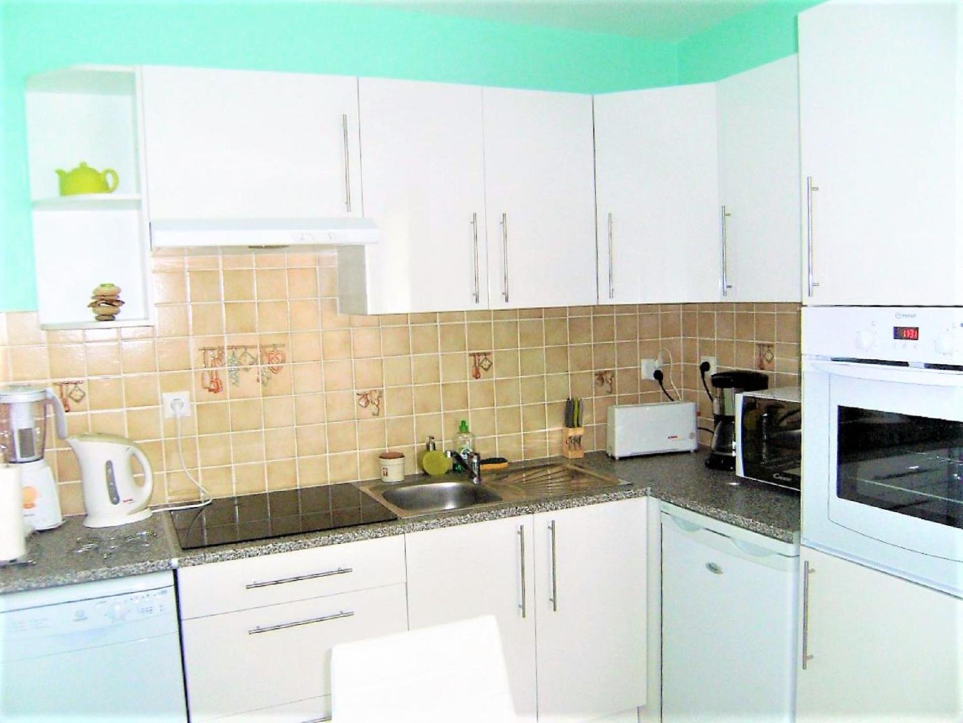 One-Bedroom House photo 3