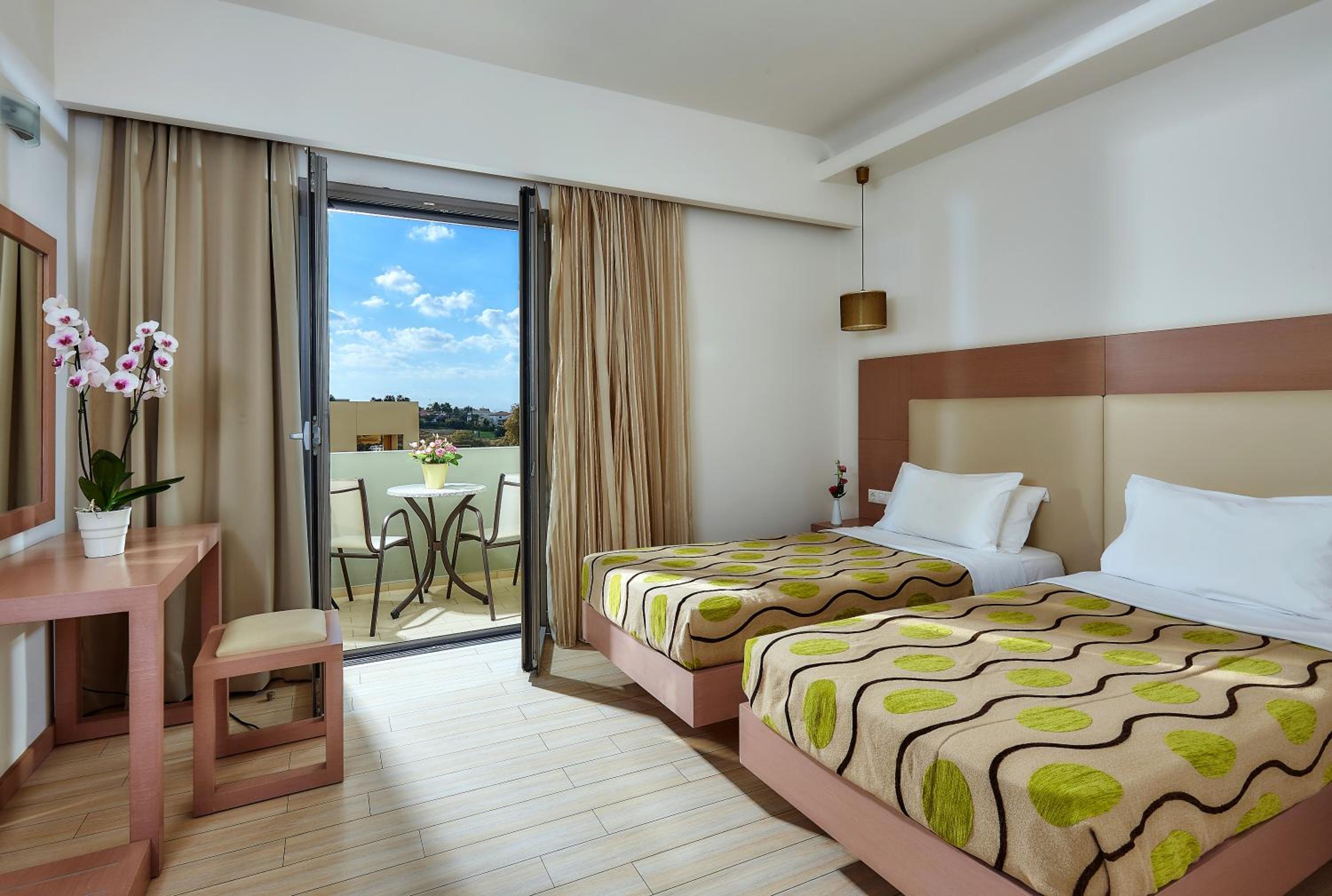 Double or Twin Room photo 1