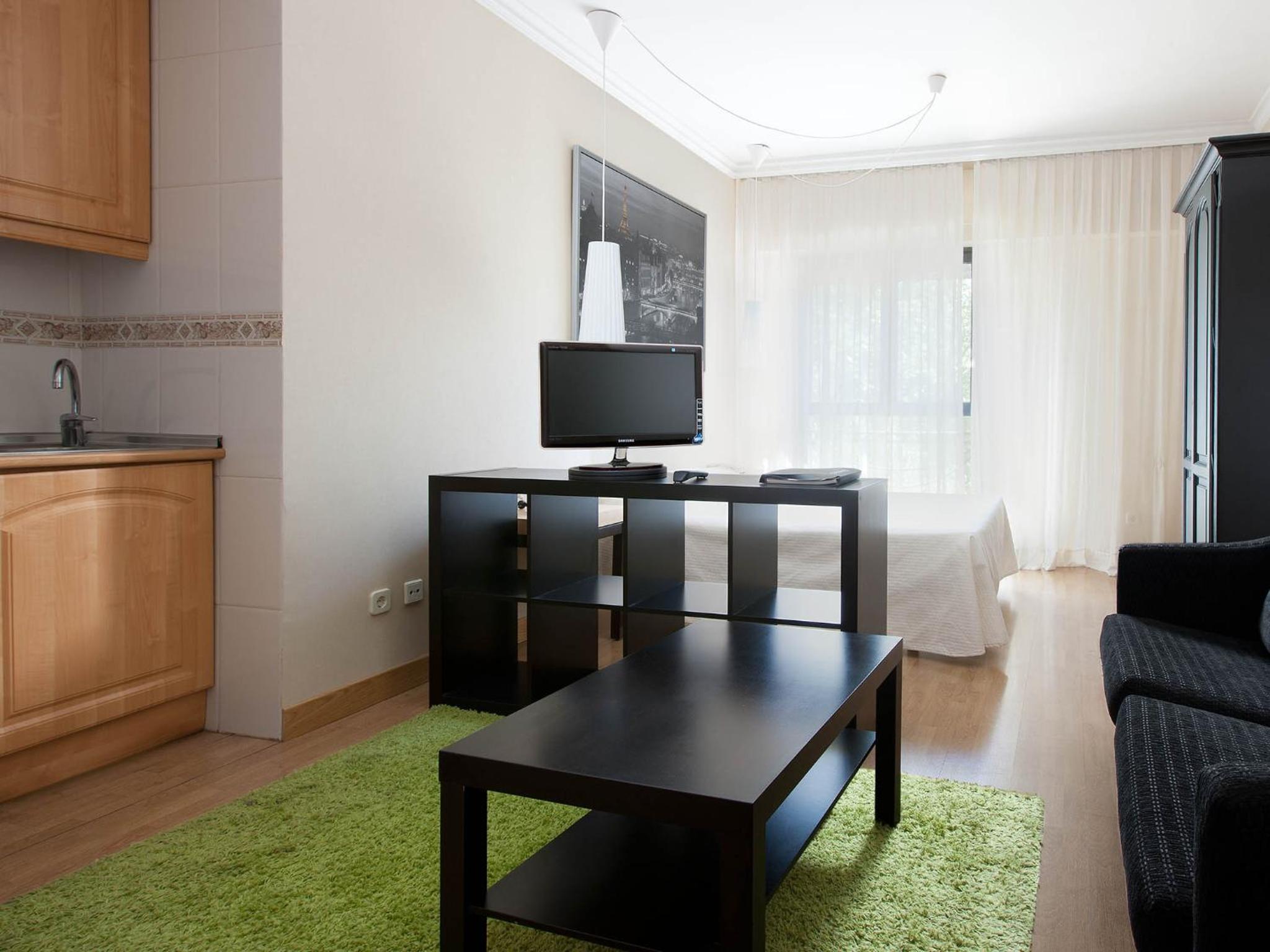 One-Bedroom Apartment (1 - 2 Adults) - Photo 4